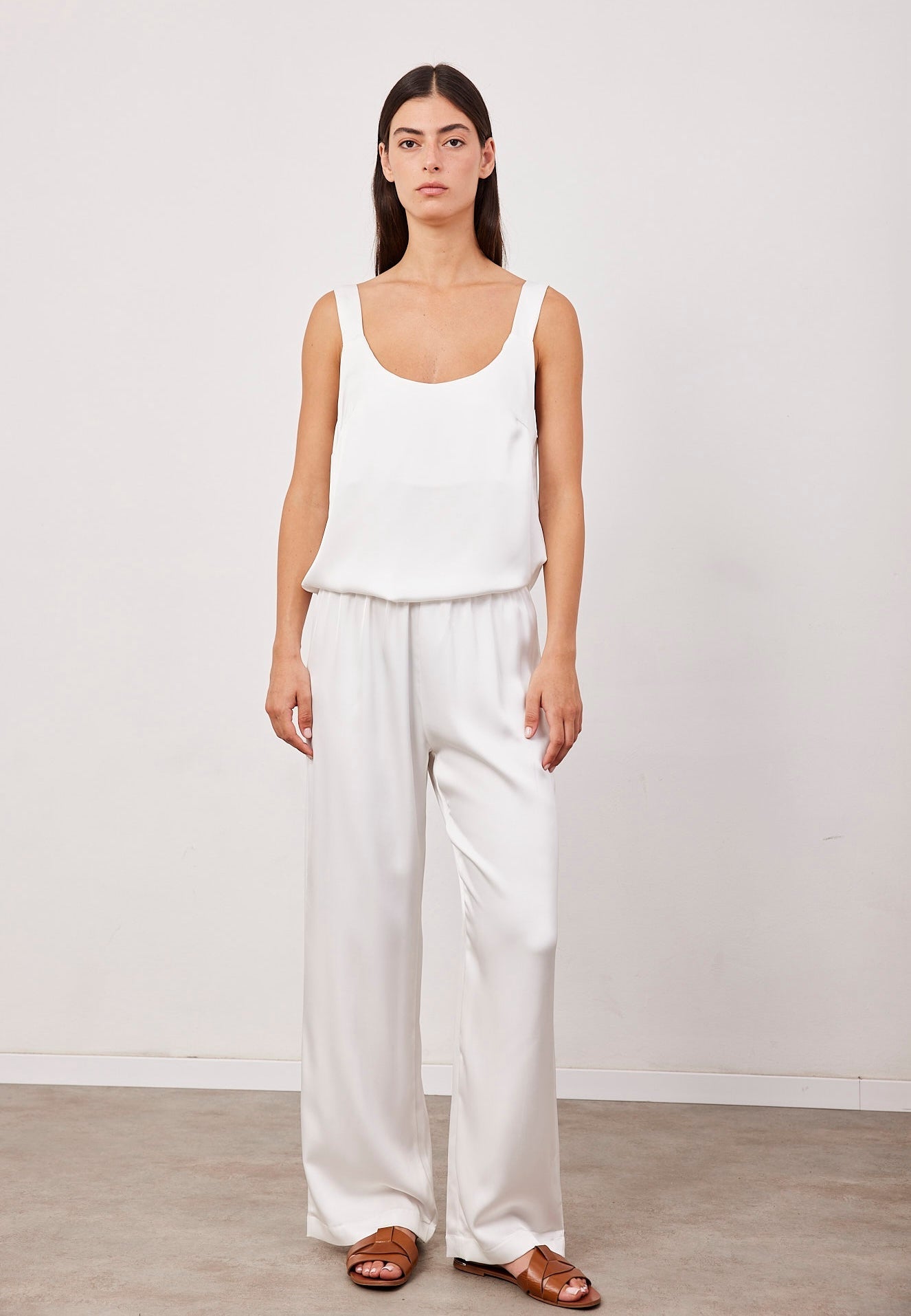 חליפת גופייה במראה סאטן - ITAY BRANDS