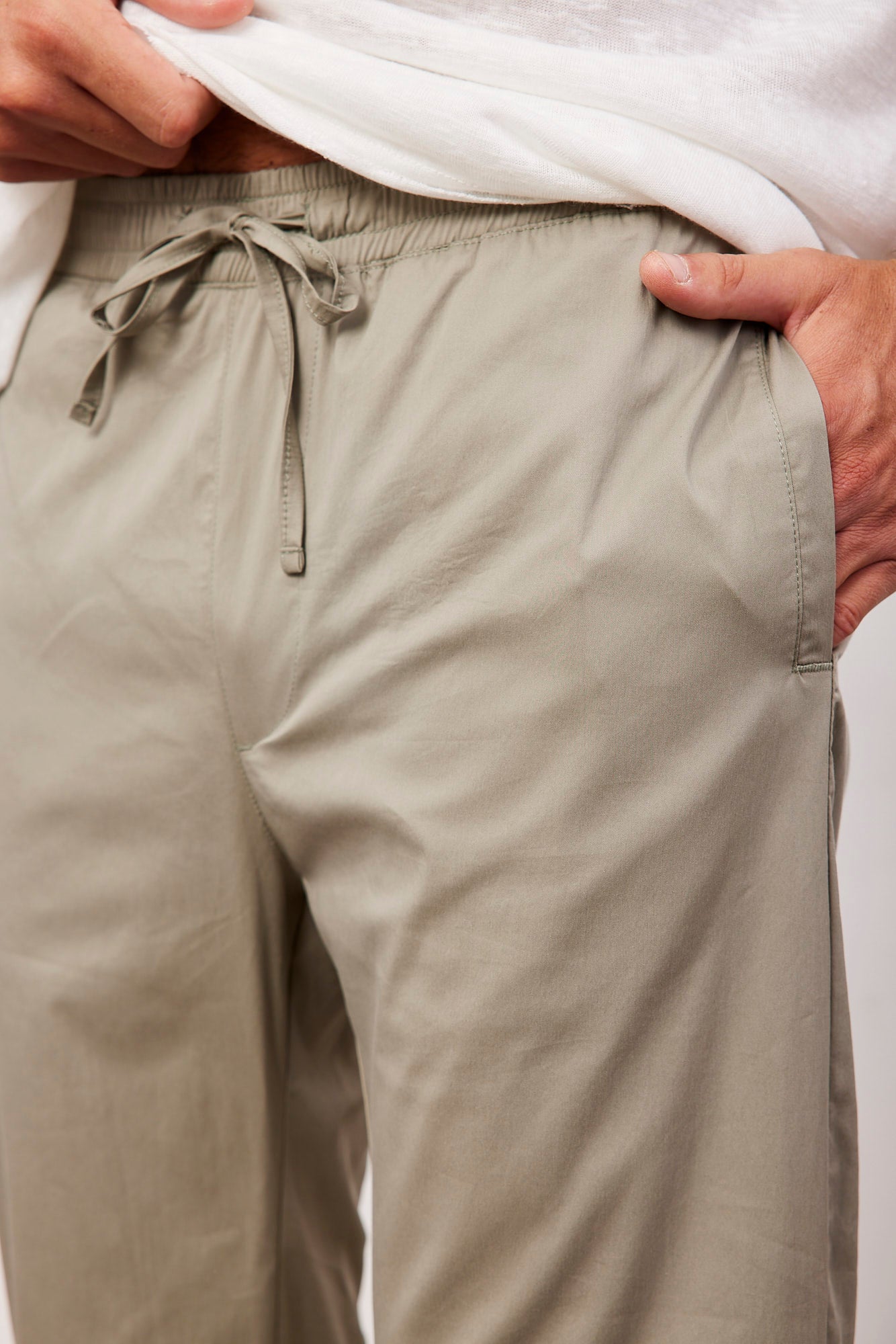 מכנסיים עם סיומת גומי - ITAY BRANDS