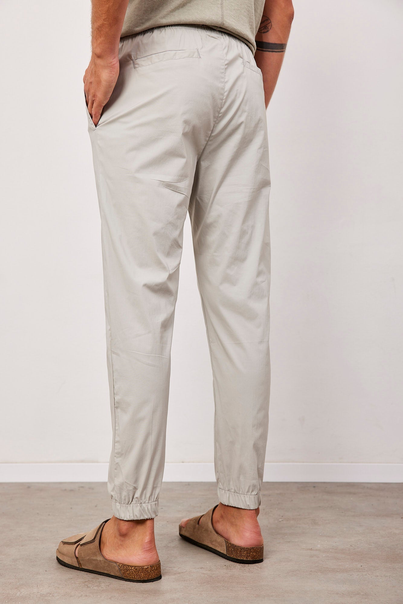 מכנסיים עם סיומת גומי - ITAY BRANDS