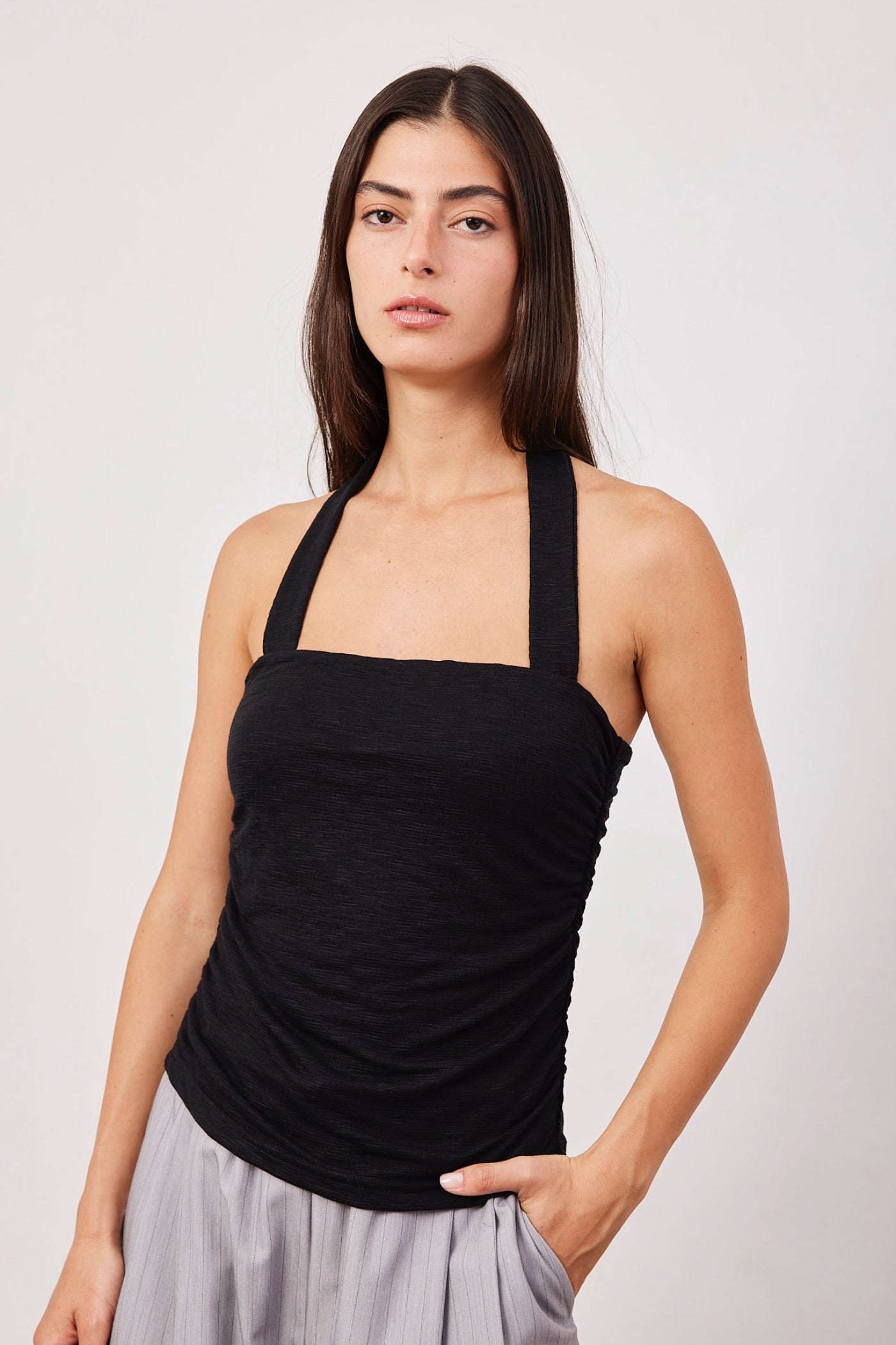 גופיית קולר עם כיווצים - ITAY BRANDS