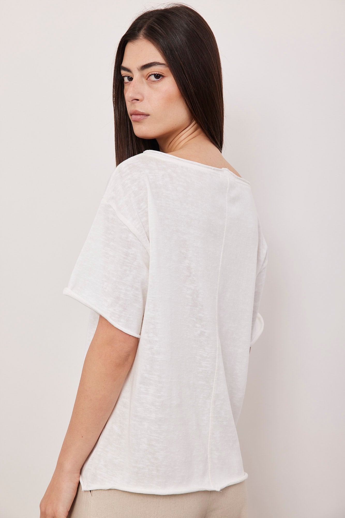 חולצה א-סימטרית במראה פשתן - ITAY BRANDS