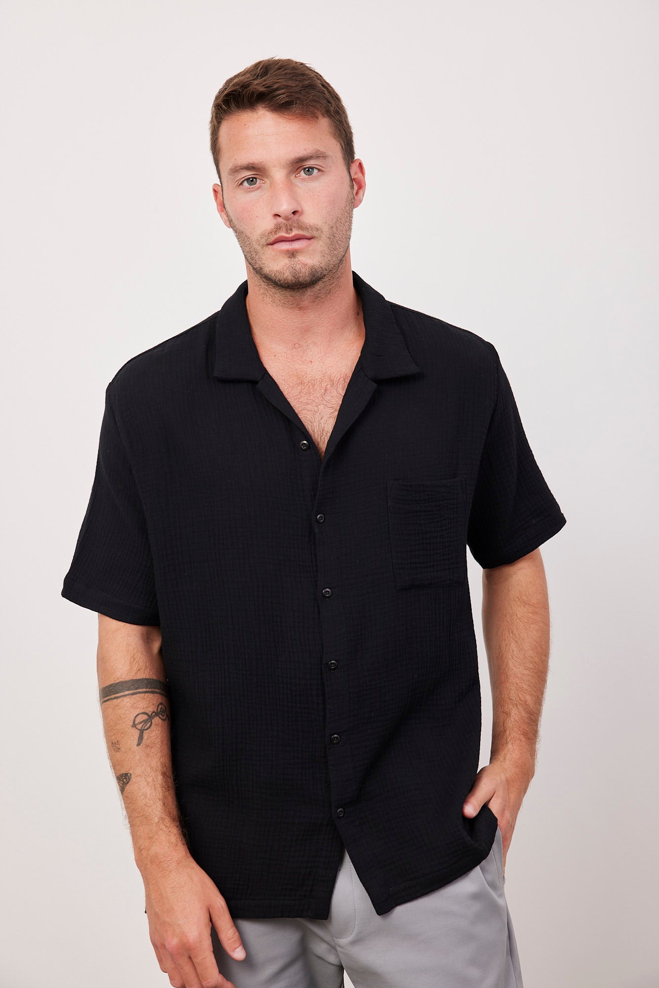 חולצה מכופתרת מבד טטרה - ITAY BRANDS