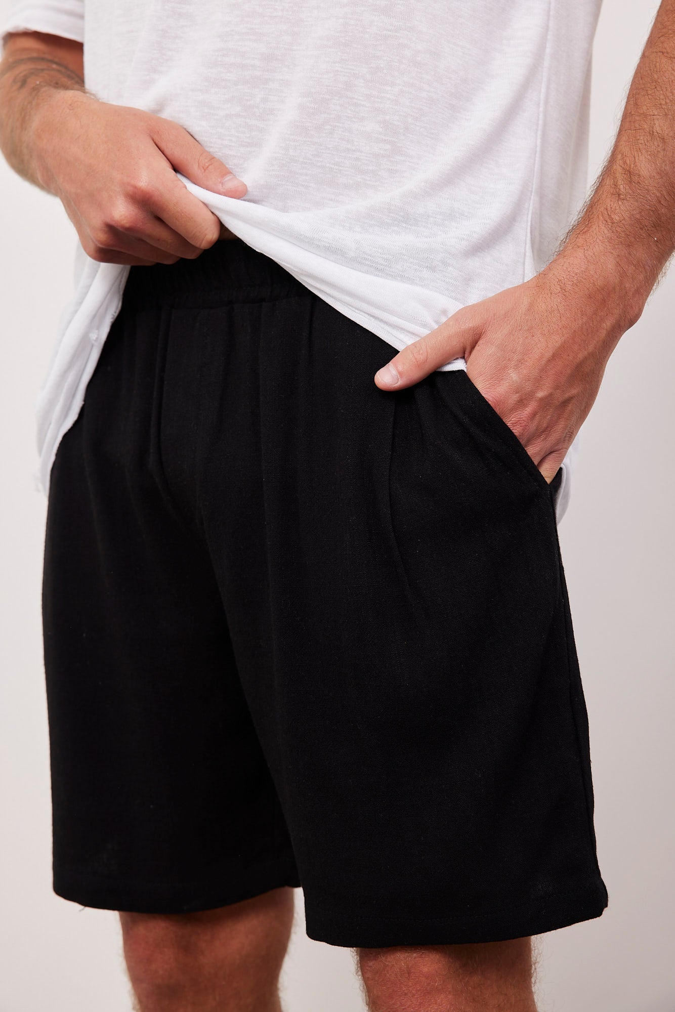 מכנסיים קצרים בשילוב בד פשתן - ITAY BRANDS