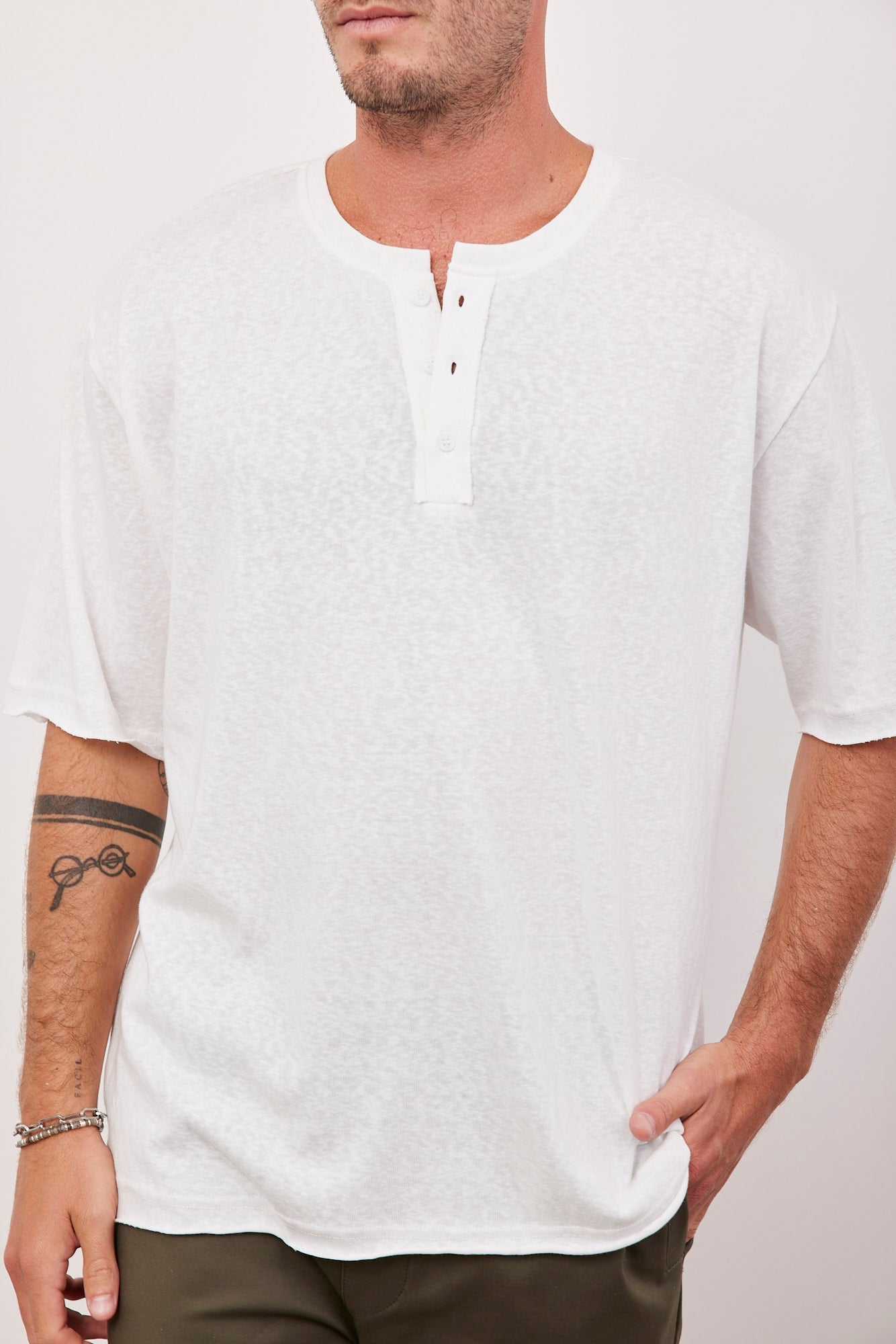 חולצה מבד רך בשילוב כפתורים - ITAY BRANDS