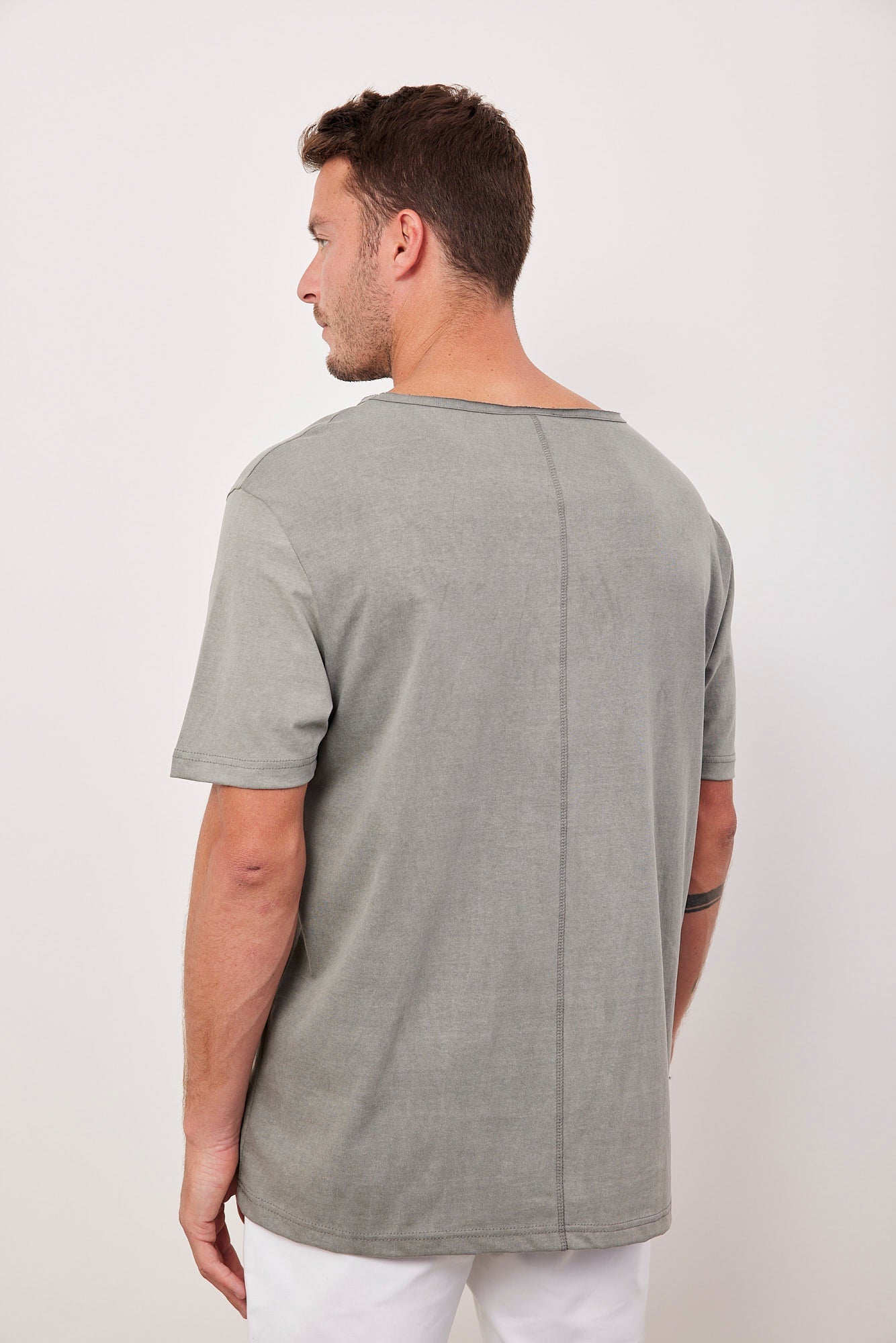 טישרט ווש עם מפתח בגימור פרום - ITAY BRANDS