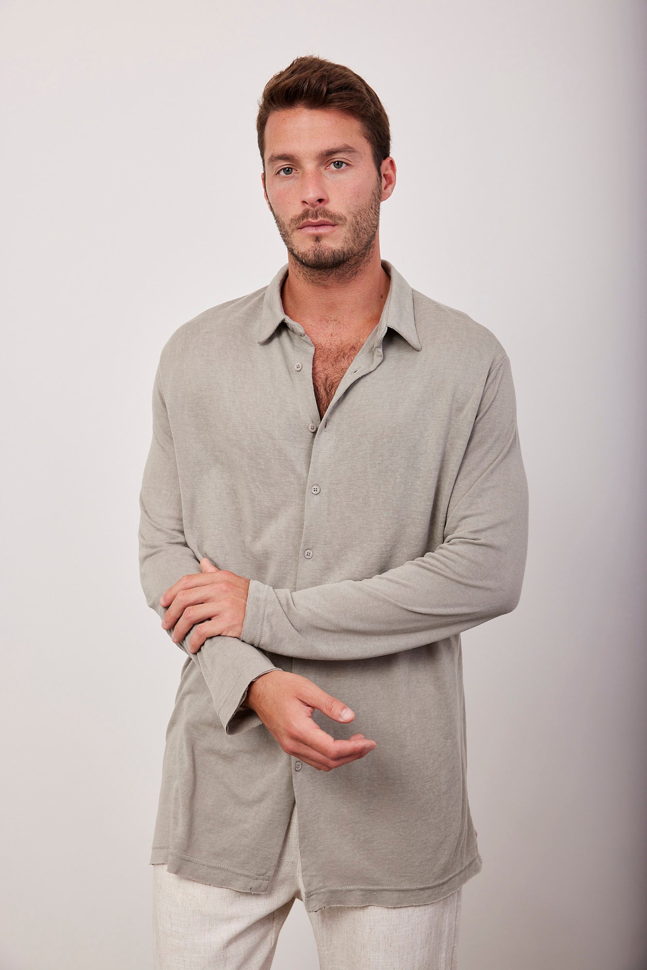 חולצה מכופתרת ארוכה במראה פשתן - ITAY BRANDS