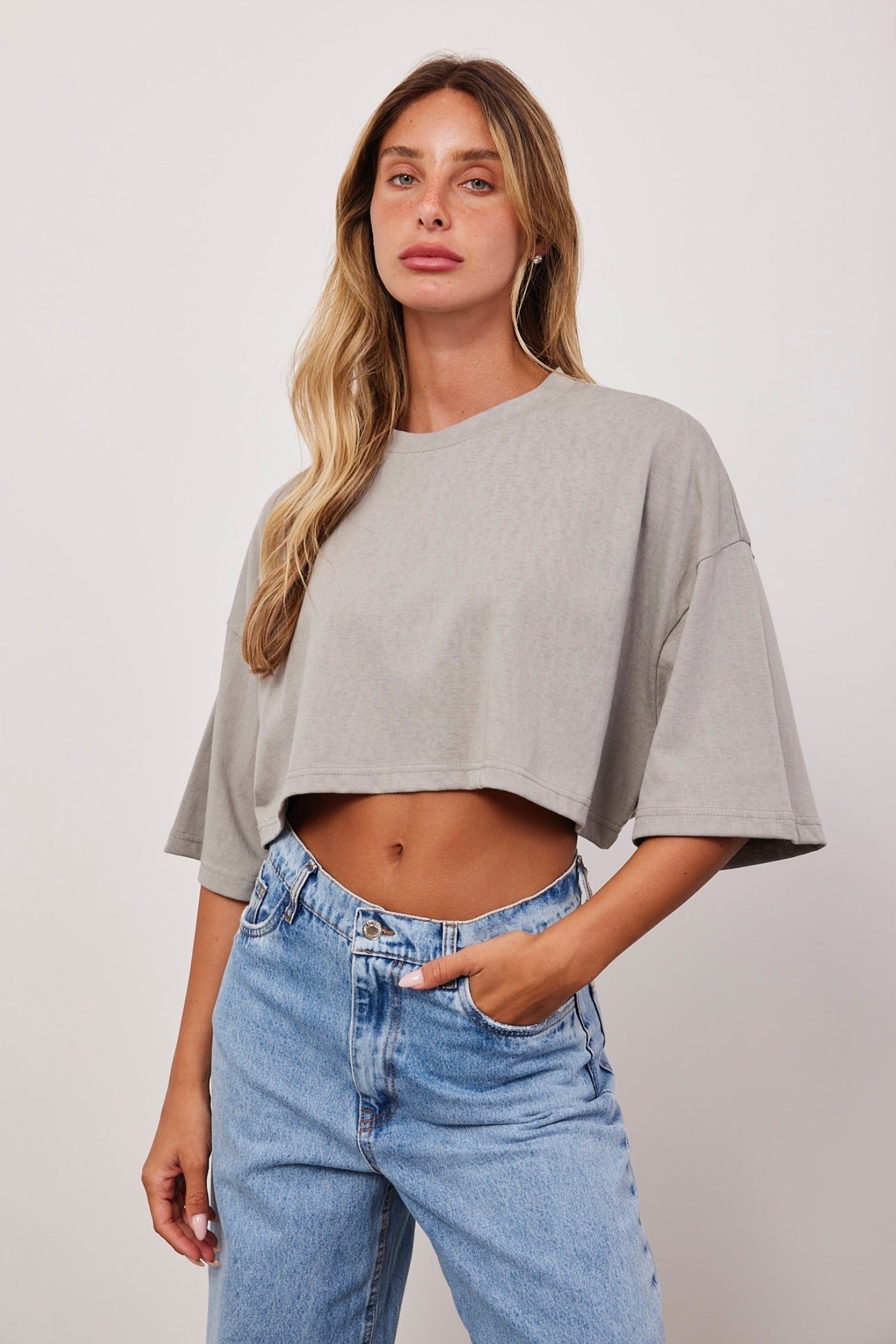 חולצת קרופ גזרת אוברסייז - ITAY BRANDS