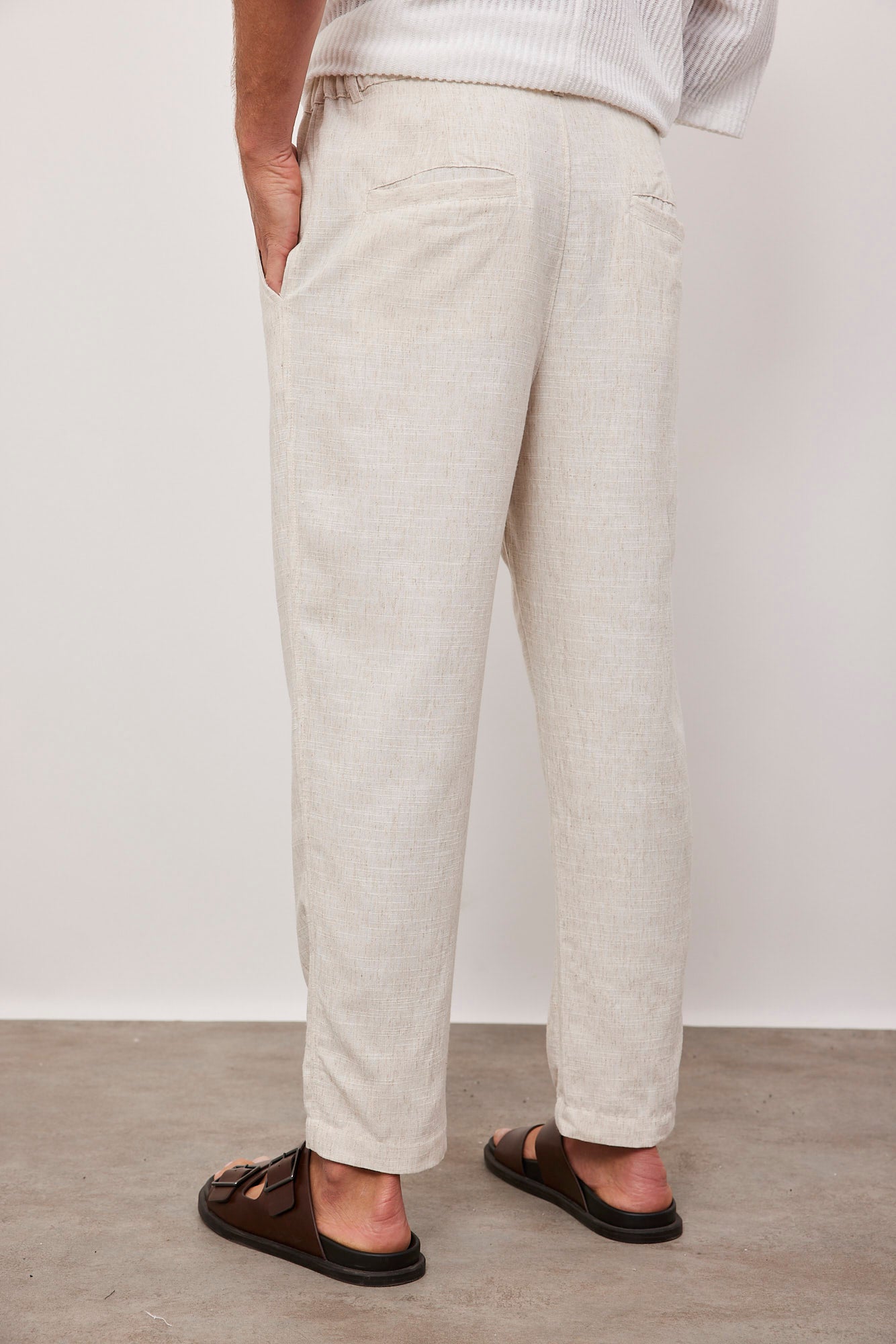 מכנסיים מחוייטים בשילוב פשתן - ITAY BRANDS