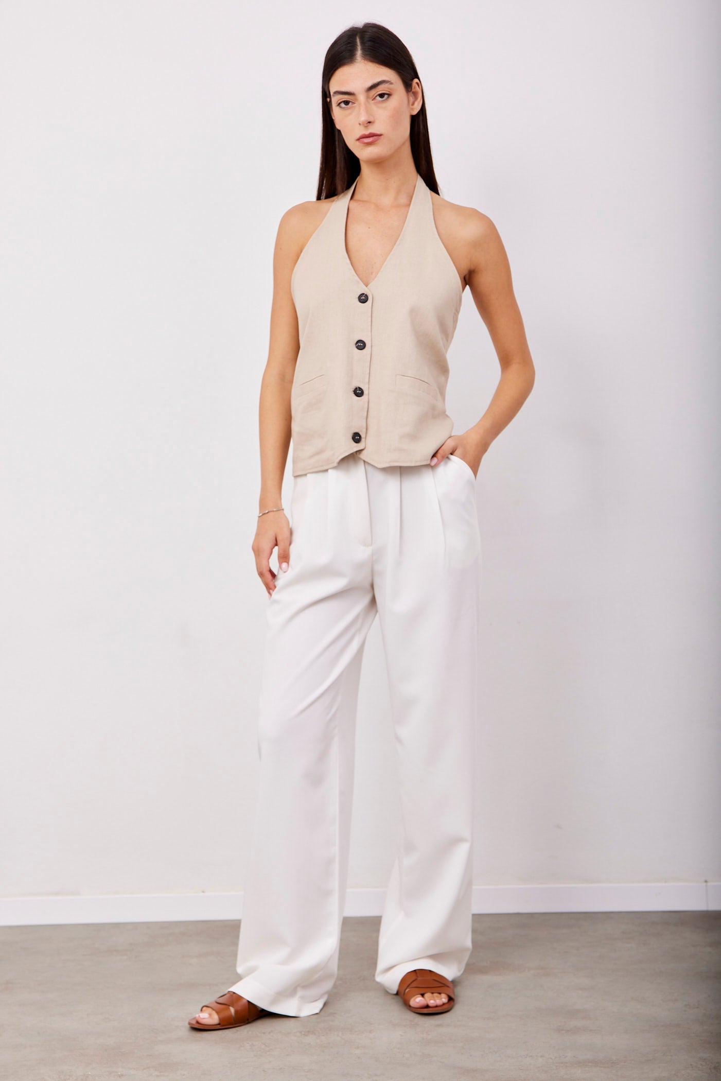 וסט בשילוב פשתן עם גב חשוף - ITAY BRANDS