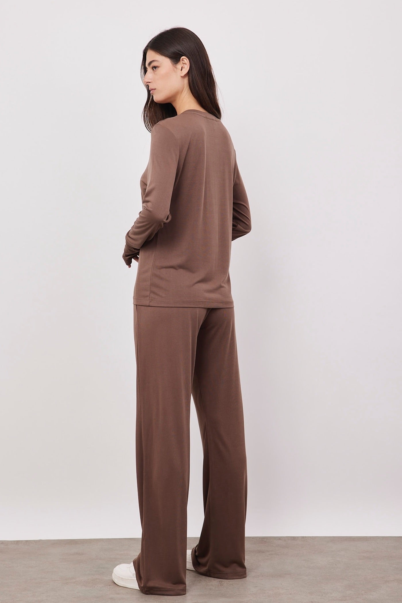 חליפת בייסיק ארוכה מבד מודל - ITAY BRANDS