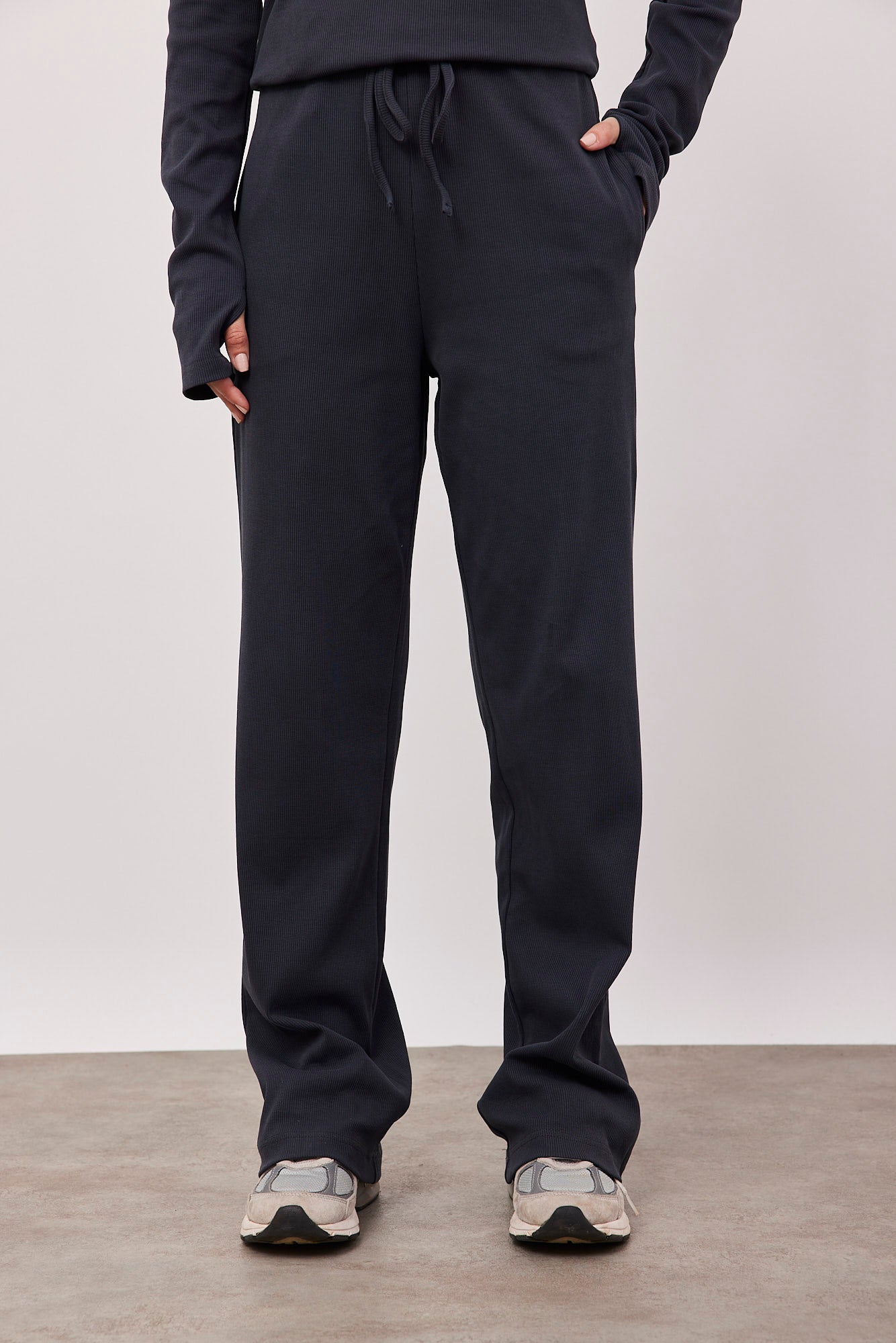 מכנסי ריב ארוכים בגזרה רחבה - ITAY BRANDS