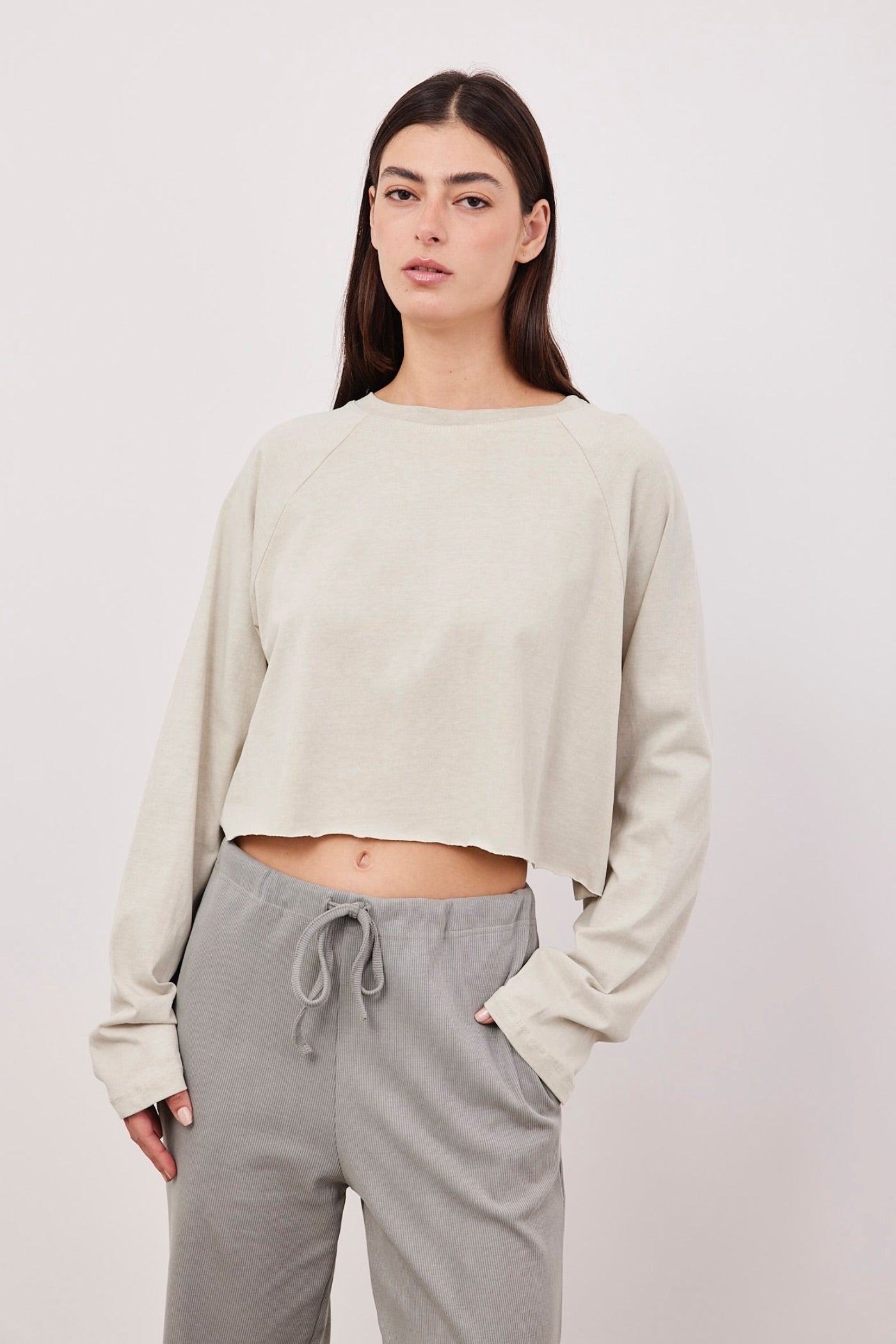 חולצת קרופ ווש בסיומת פרומה - ITAY BRANDS