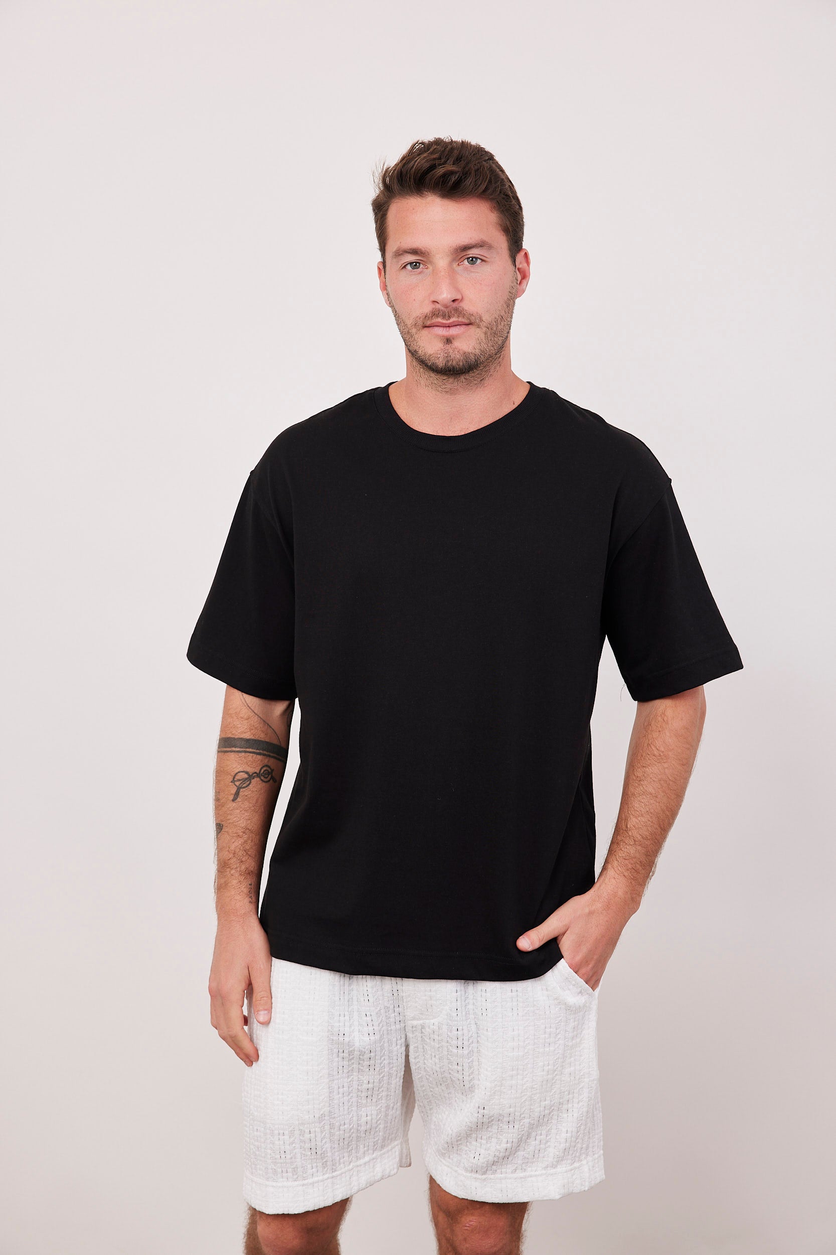 חולצת טישרט רחבה