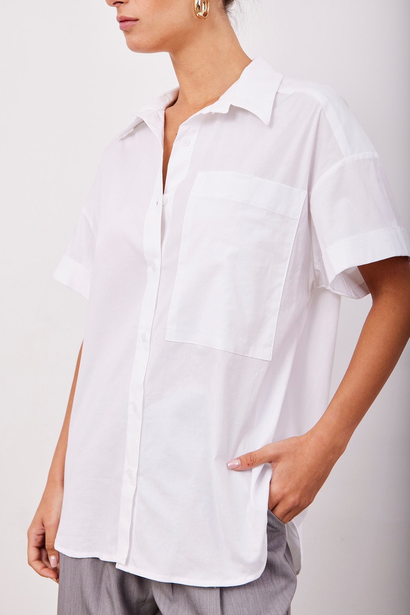 חולצה מכופתרת קצרה עם כיס - ITAY BRANDS