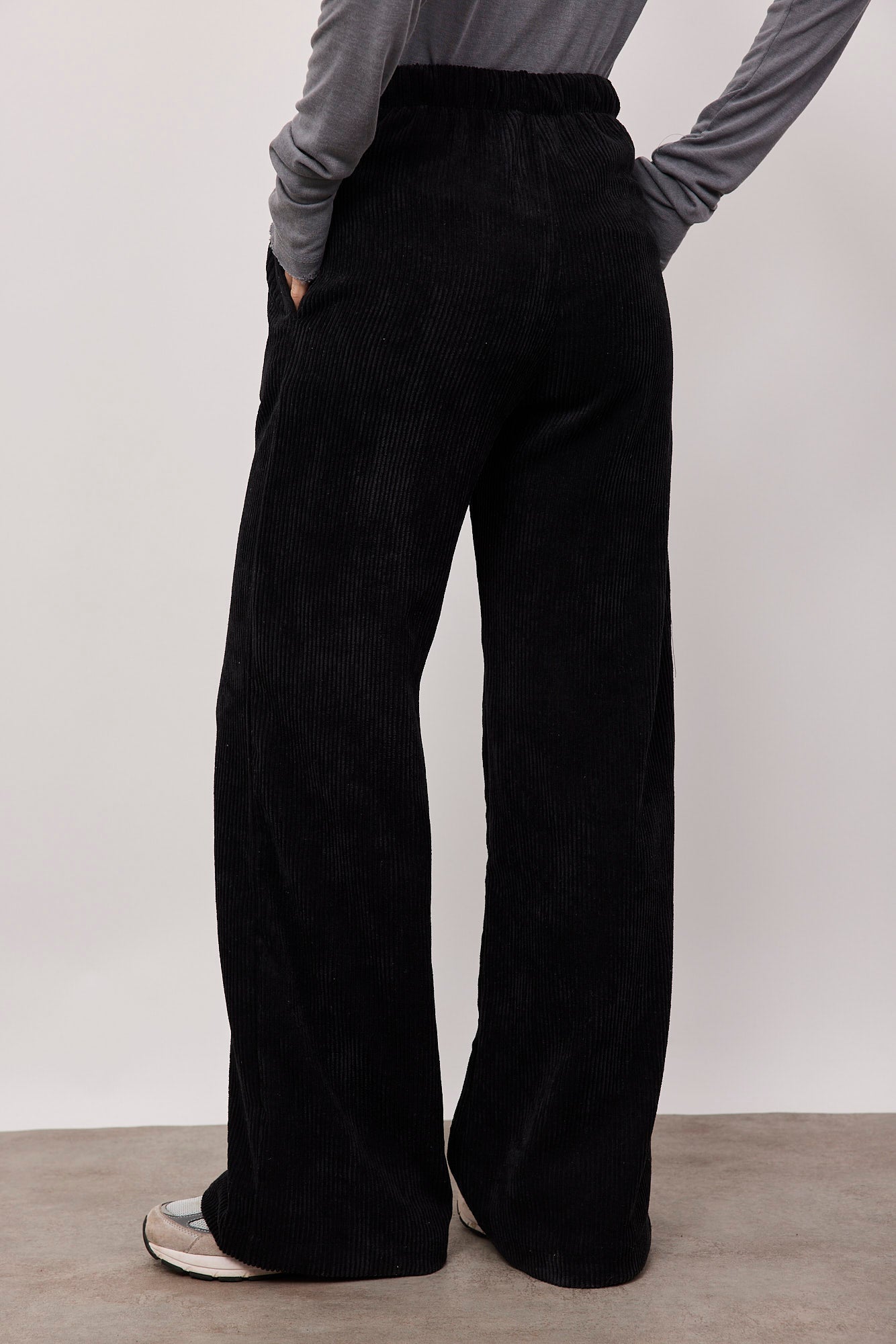 מכנסי קורדרוי עם גומי ושרוך - ITAY BRANDS