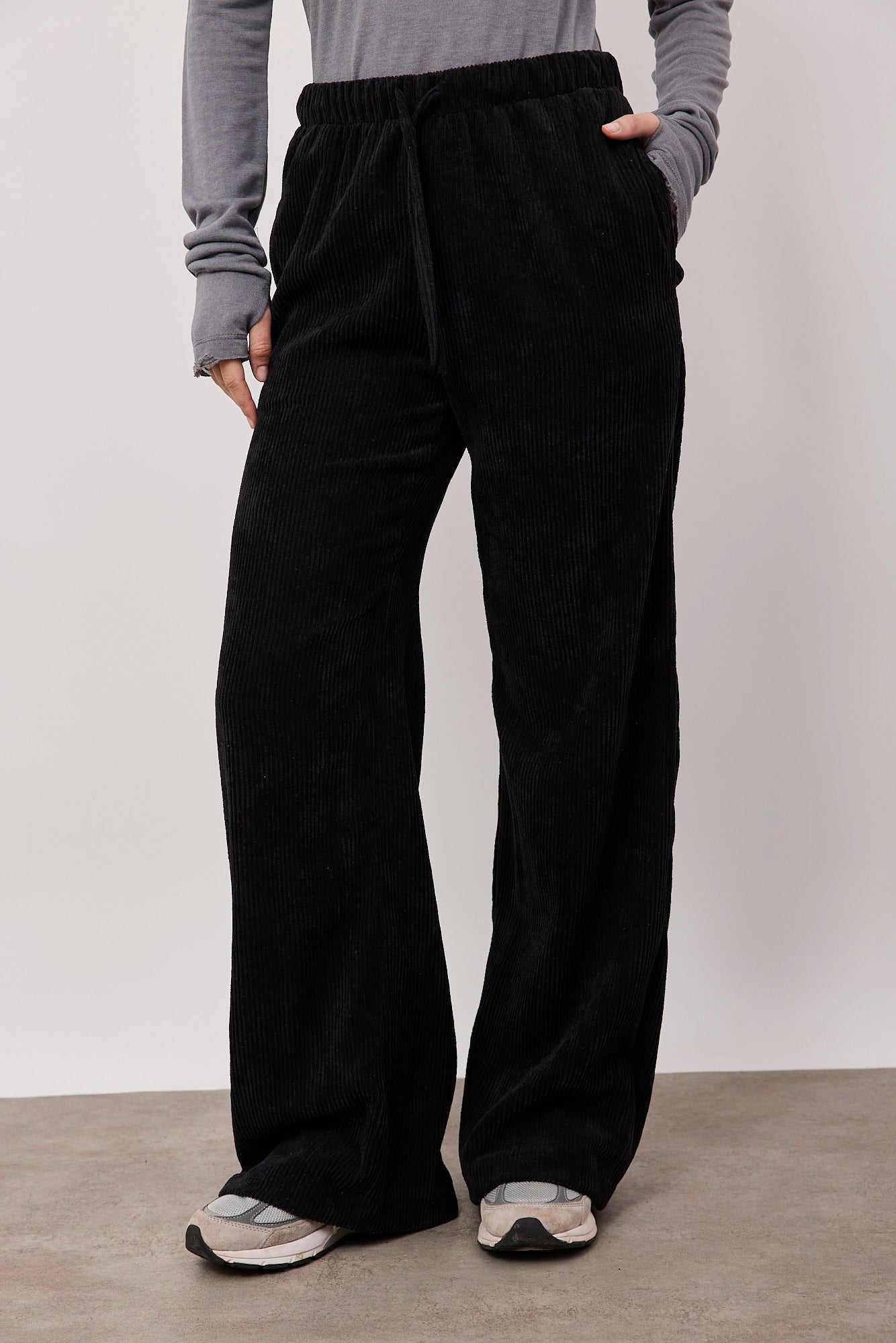 מכנסי קורדרוי עם גומי ושרוך - ITAY BRANDS