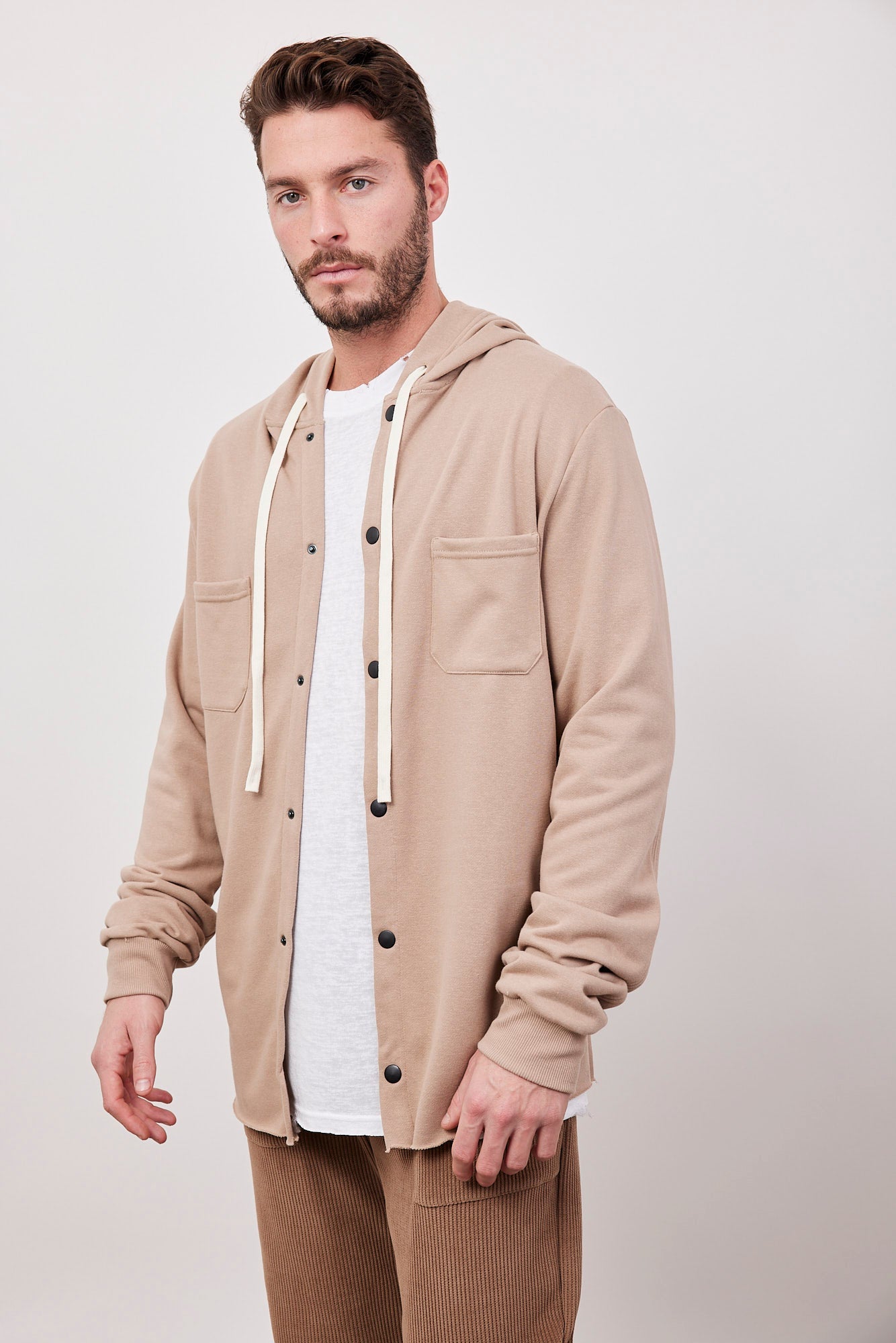 ג'קט בסיומת פרומה בשילוב כפתורים - ITAY BRANDS