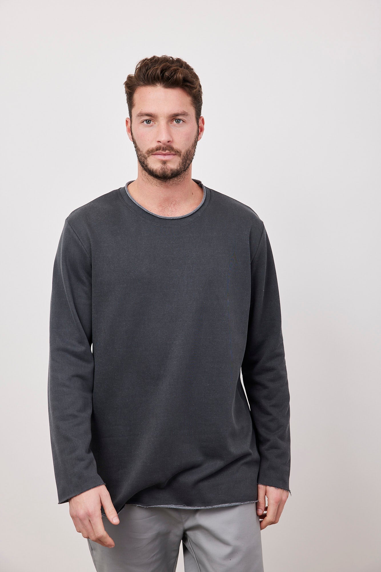 חולצה ארוכה עם גימור פרום - ITAY BRANDS