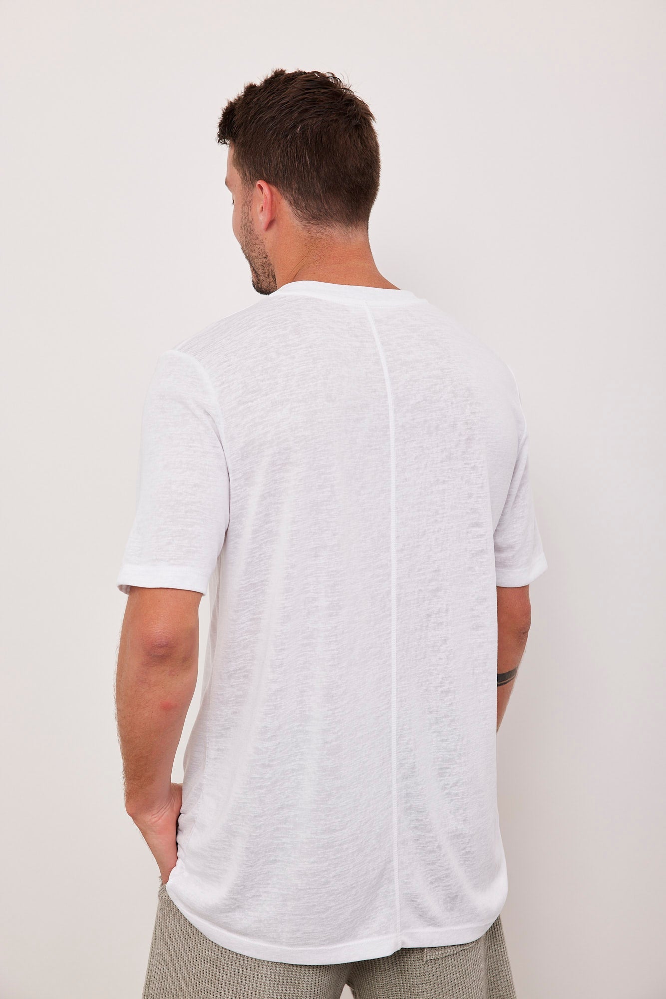 טי-שרט עם תיפור קידמי - ITAY BRANDS