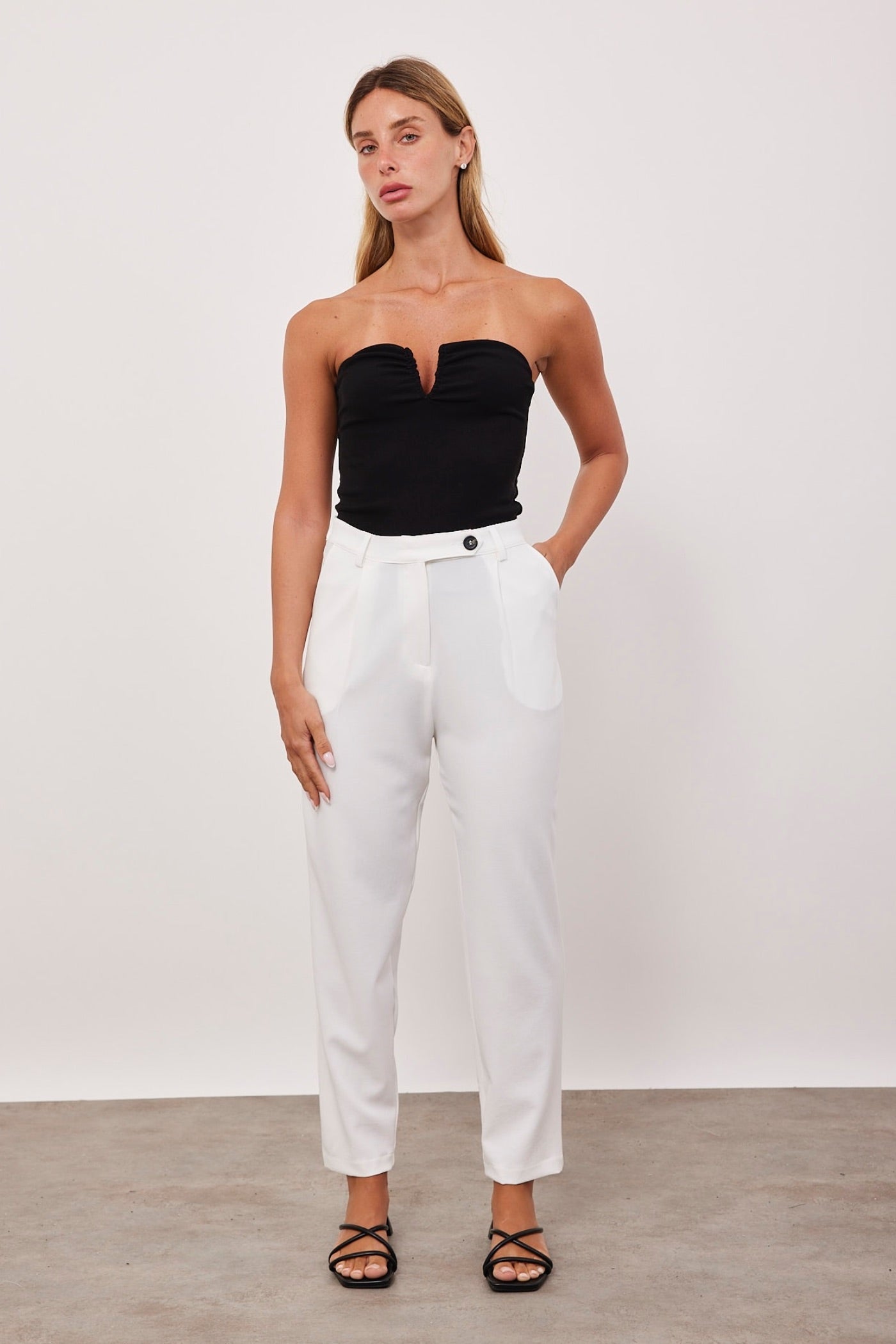 מכנסיים מחויטים באורך הקרסול - ITAY BRANDS