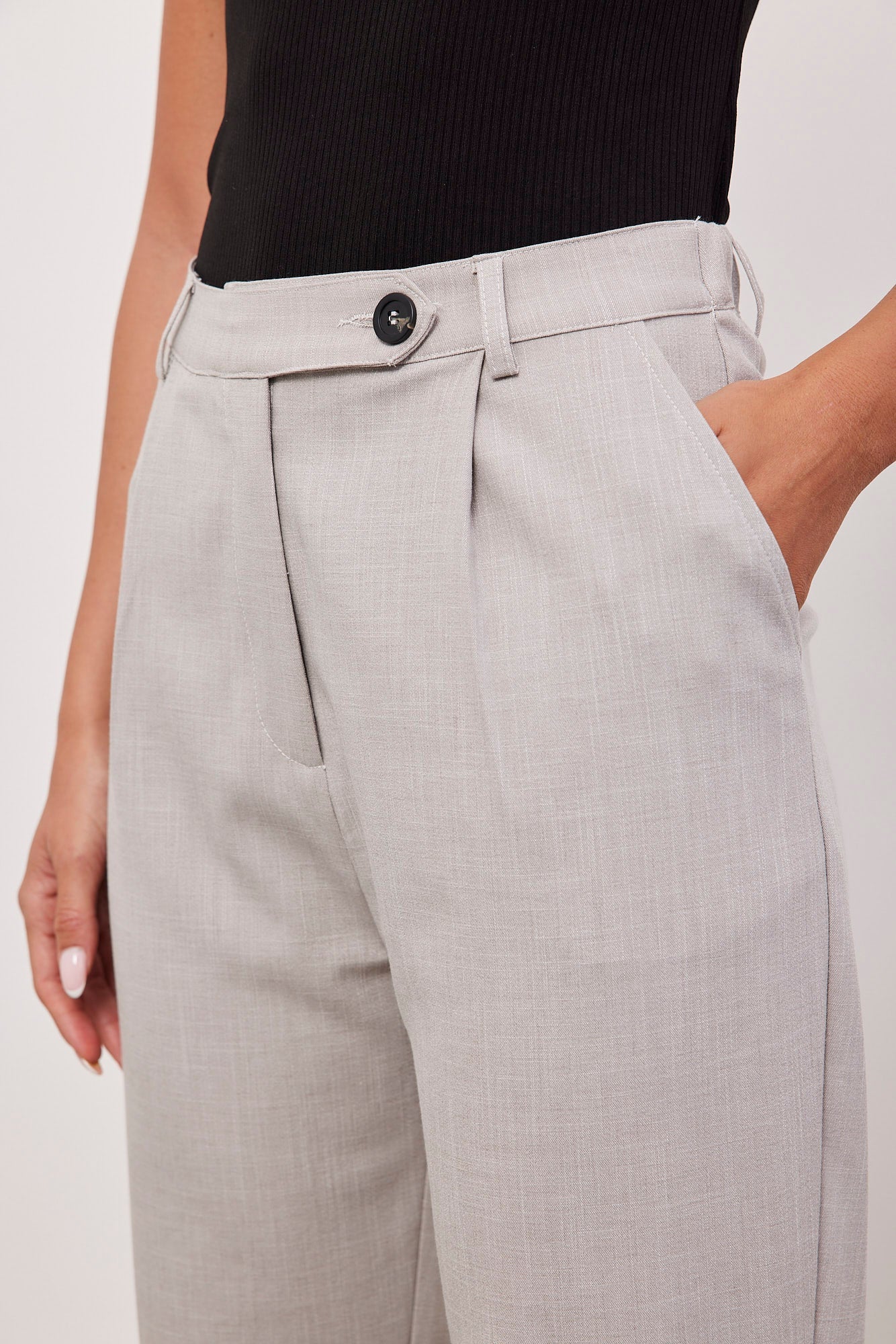 מכנסיים מחויטים באורך הקרסול - ITAY BRANDS