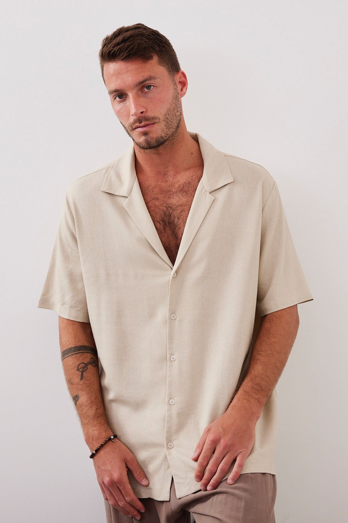 חולצה מכופתרת קצרה בשילוב פשתן - ITAY BRANDS