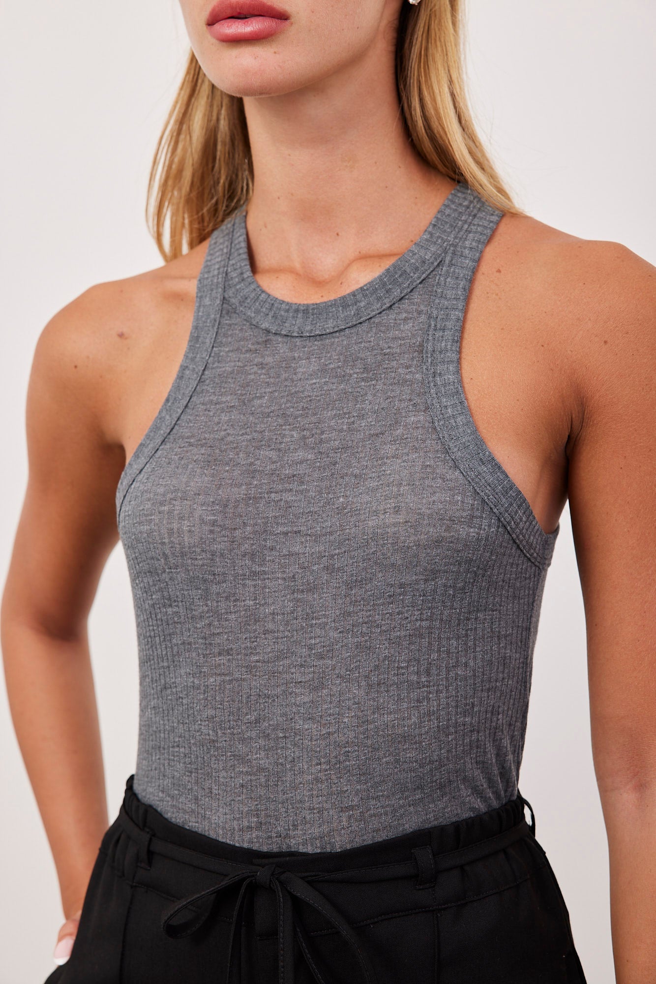 גופיית רייסר רכה בטקסטורת פסים - ITAY BRANDS