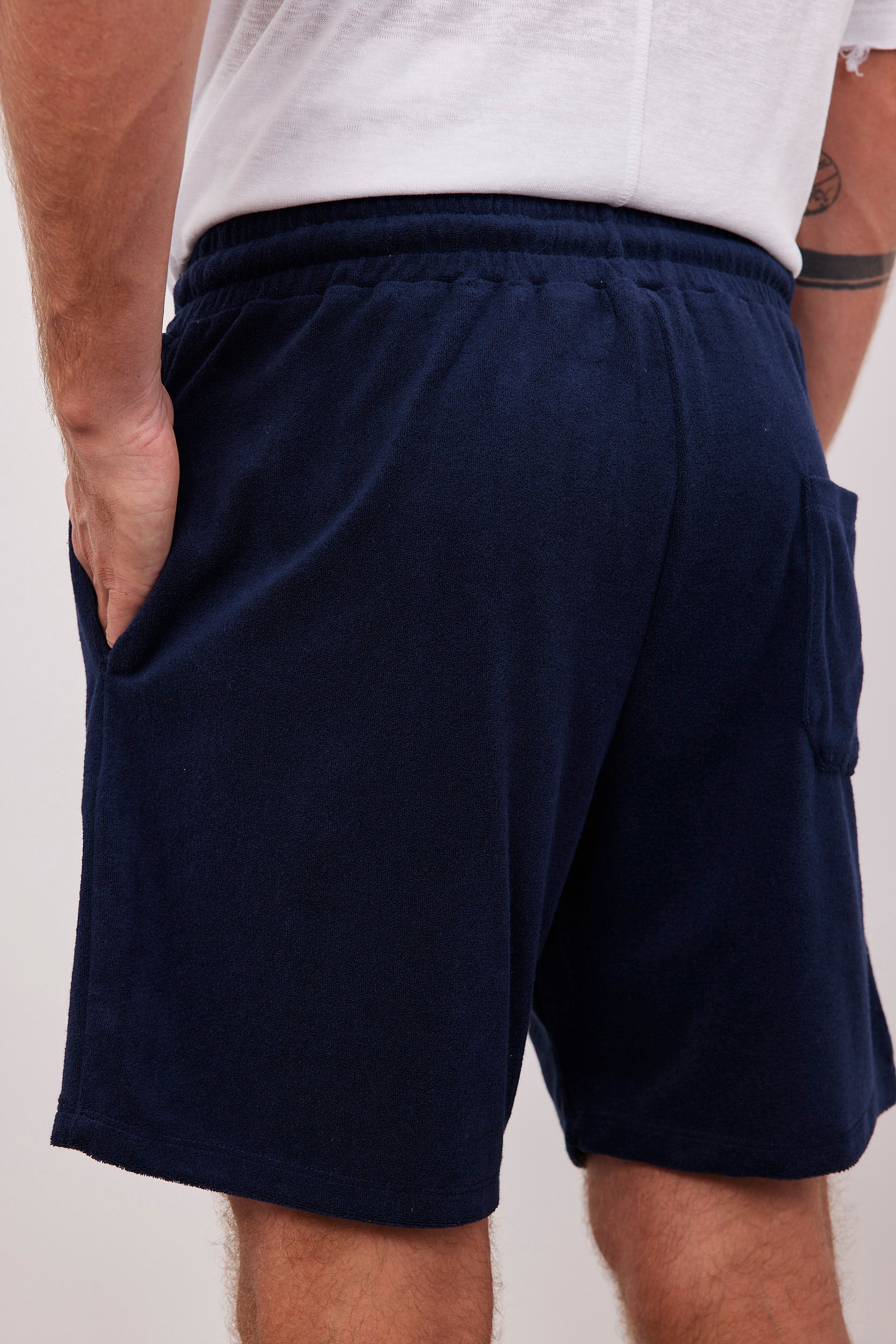 מכנסיים קצרים בטקסטורה