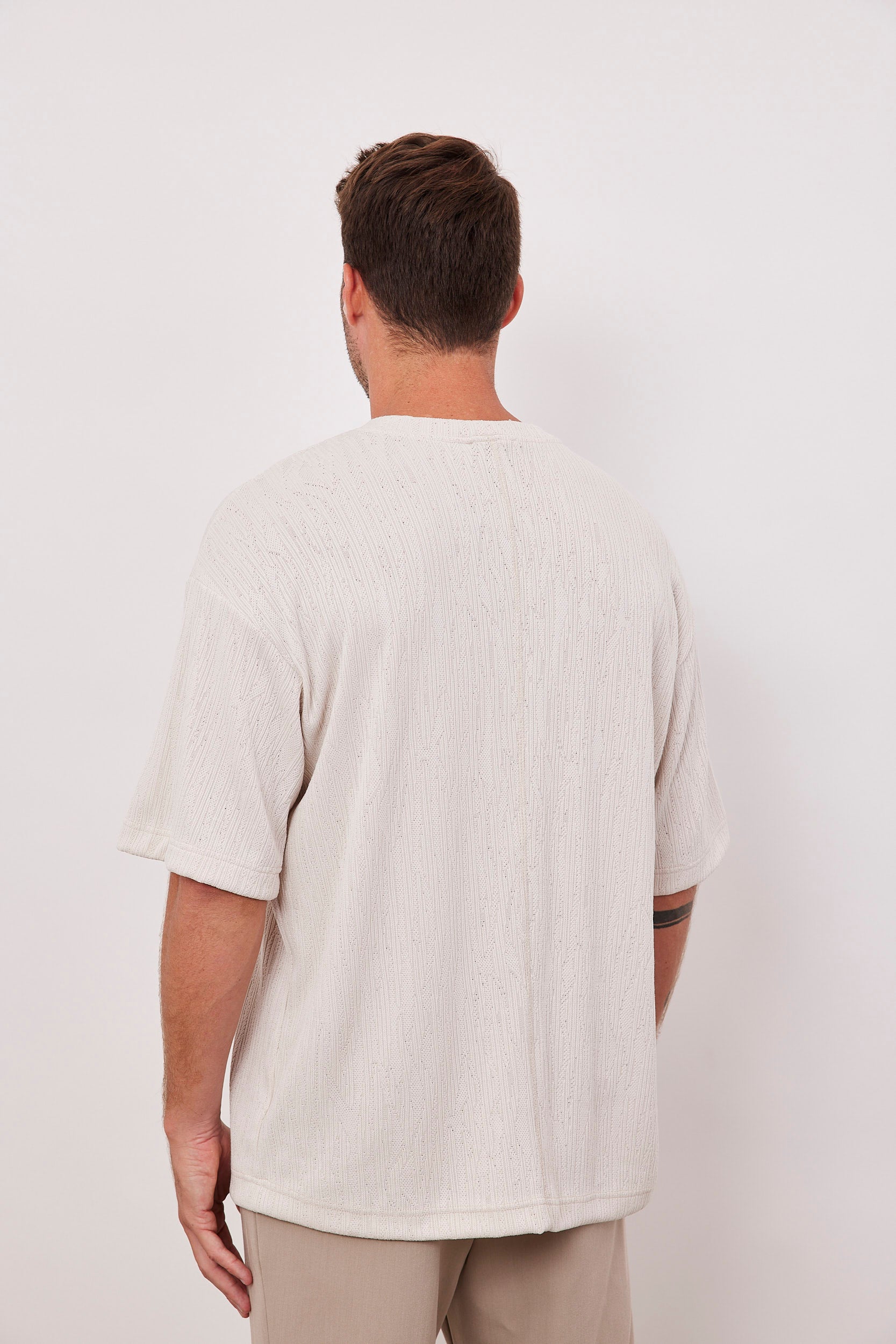 טישרט בטקסטורה