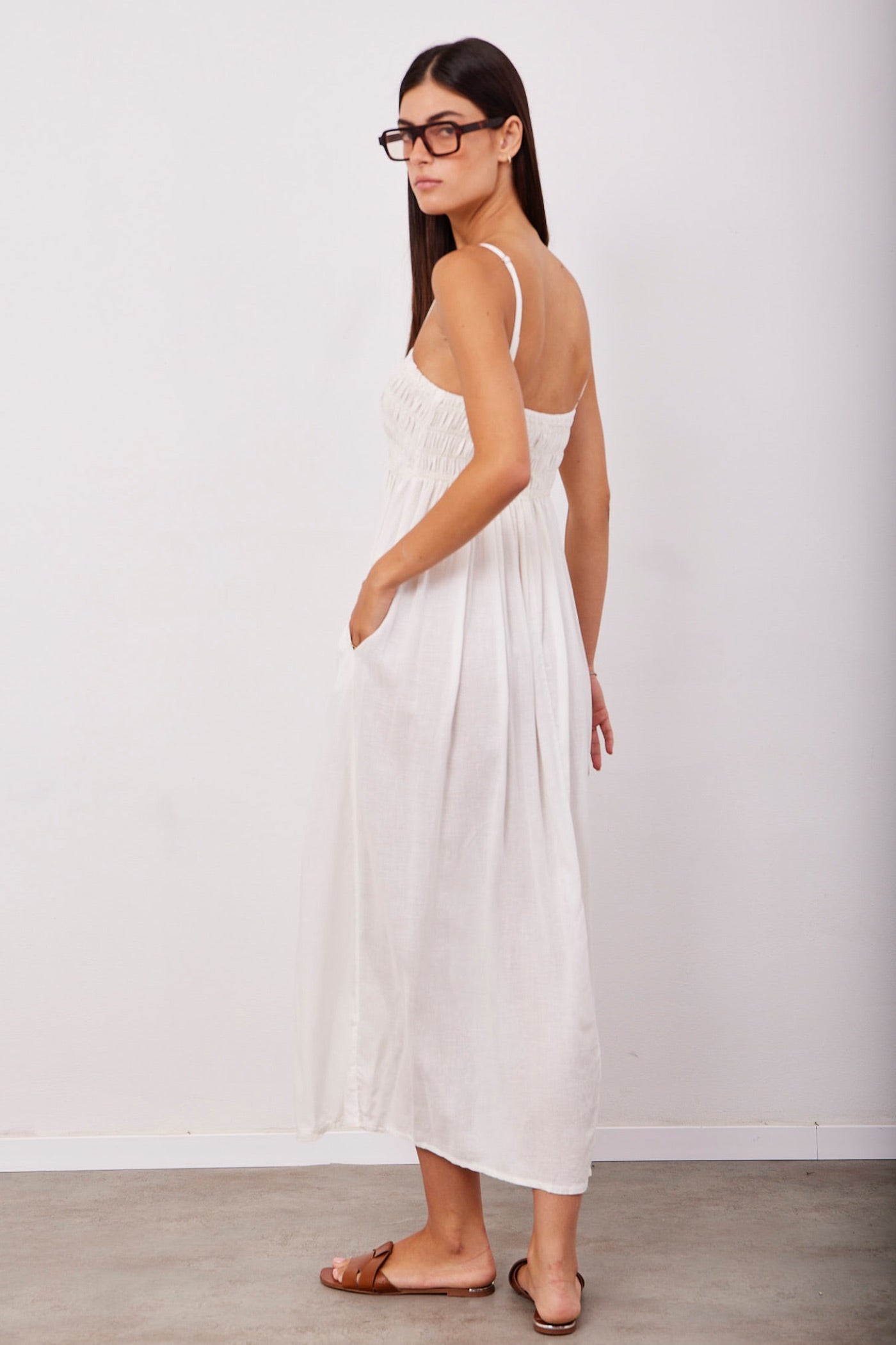 שמלת מידי בשילוב כיווצים - ITAY BRANDS