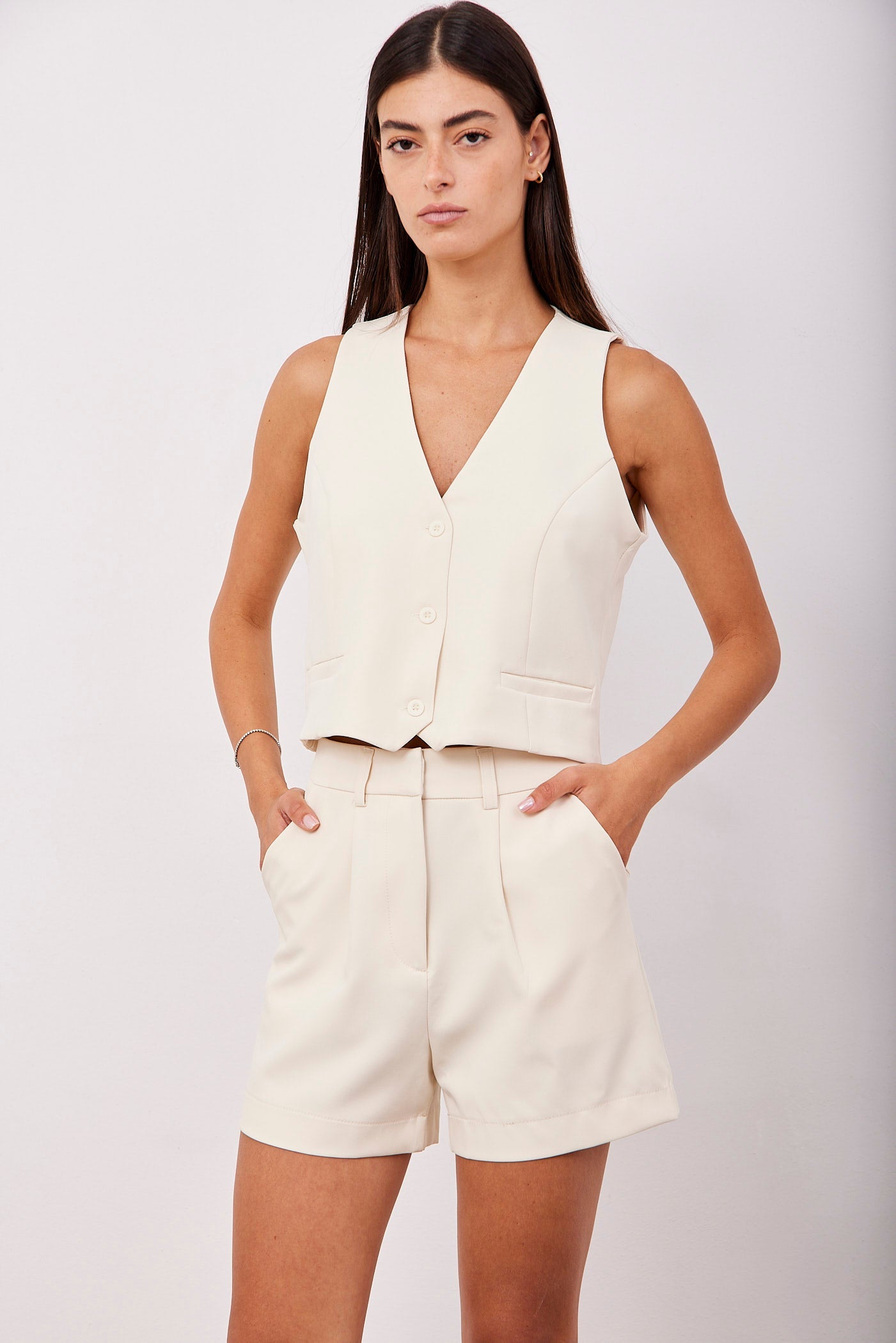 מכנסיים קצרים מחויטים - ITAY BRANDS