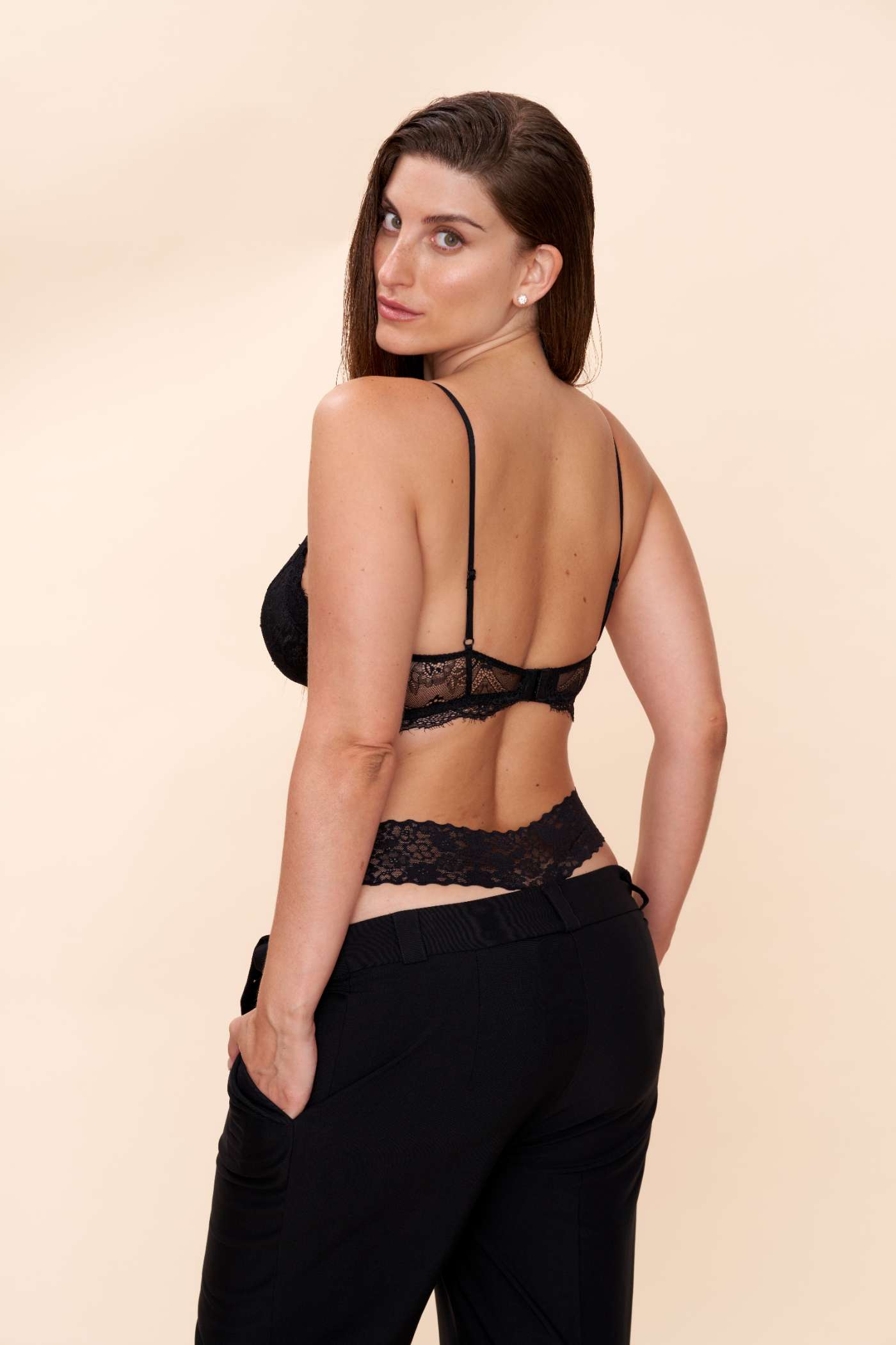 חזיית תחרה - שחור - ITAY BRANDS