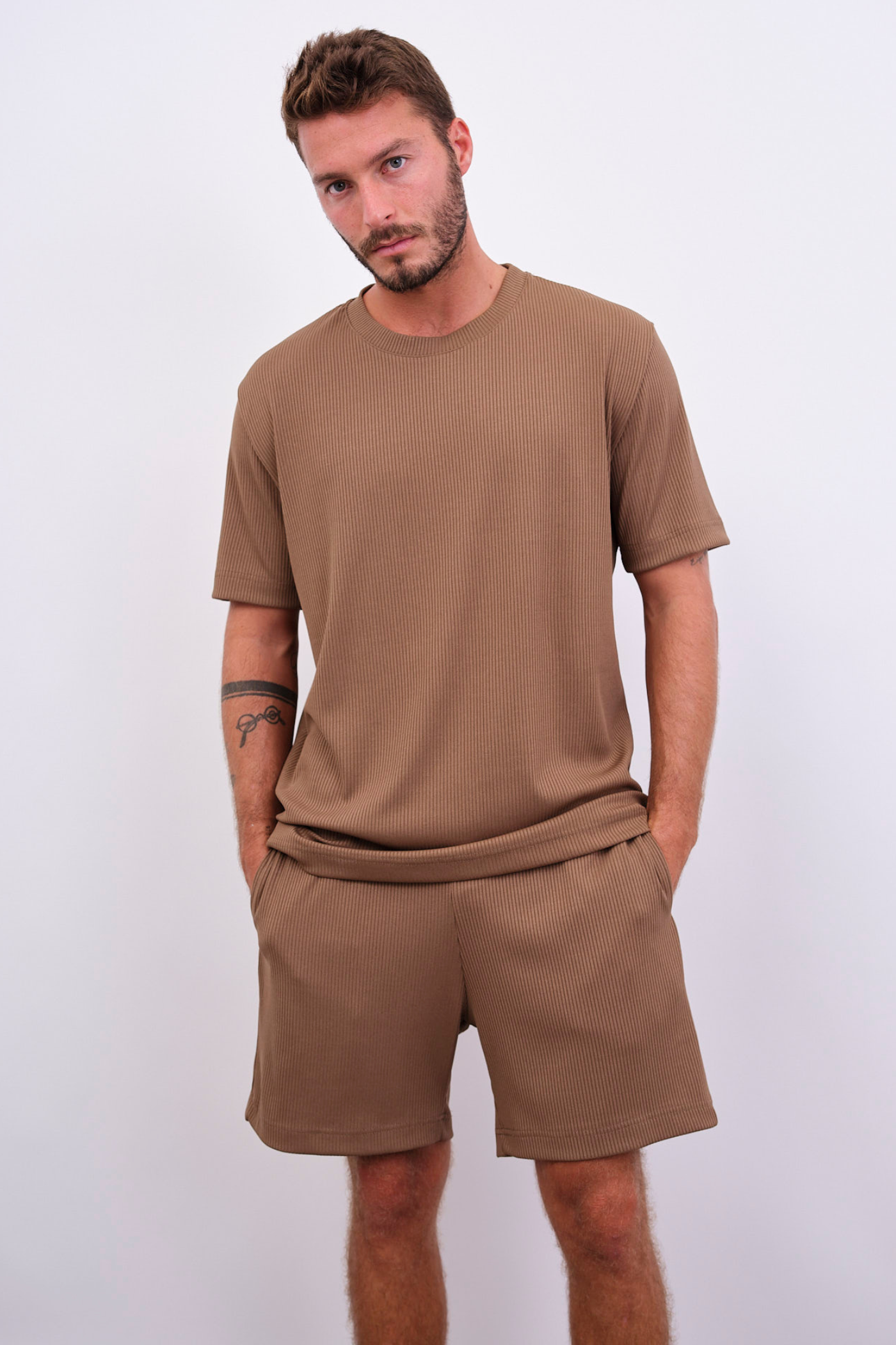 חליפה קצרה טקסטורת פסים - ITAY BRANDS