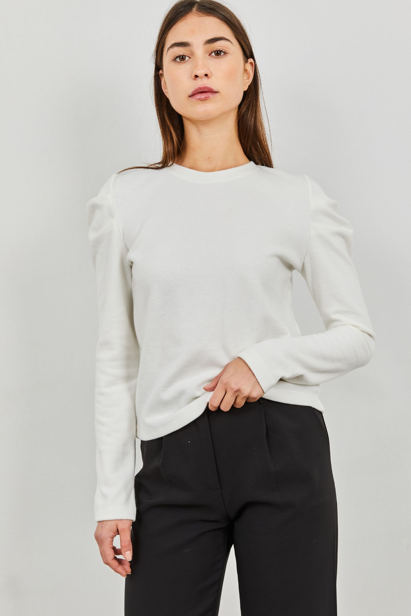 סריג עם שרוולים נפוחים - ITAY BRANDS