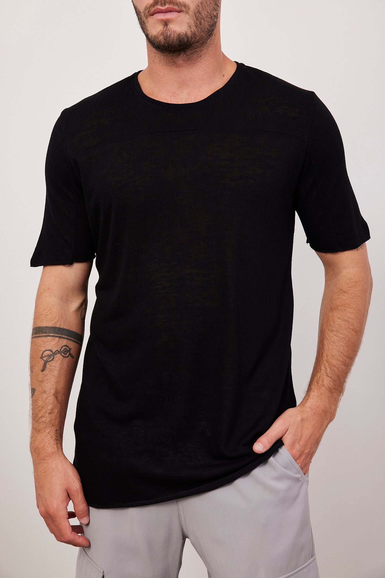 טי-שרט עם תיפור בולט - ITAY BRANDS