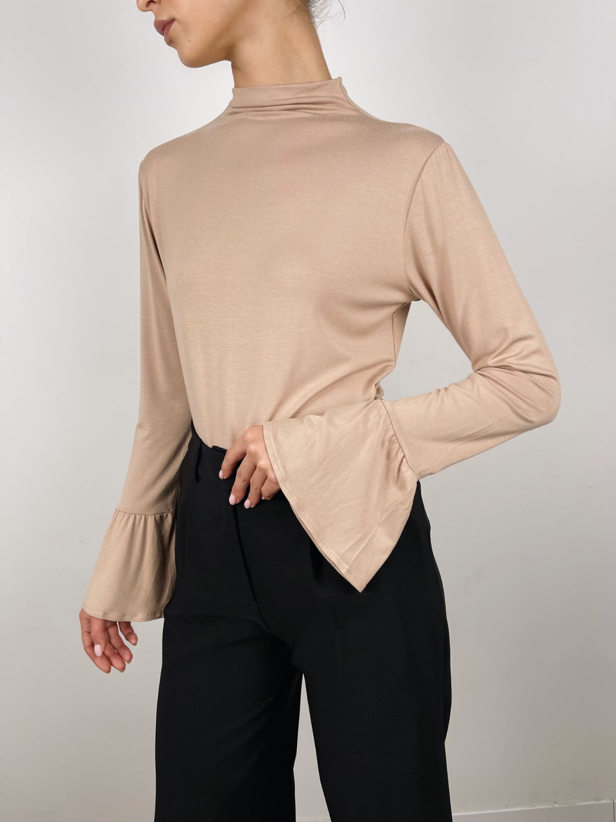 חולצת גולף שרוול מתרחב - ITAY BRANDS