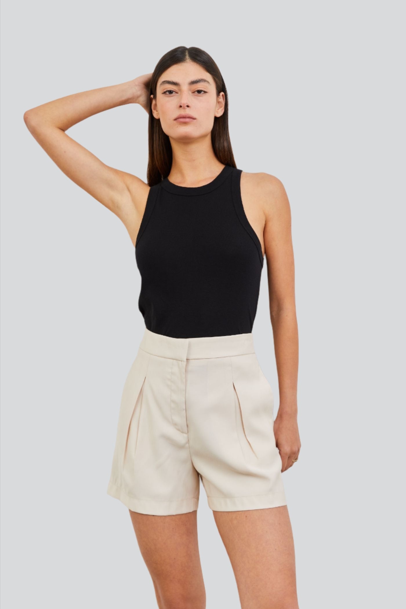 מכנסיים מחויטים קצרים - ITAY BRANDS