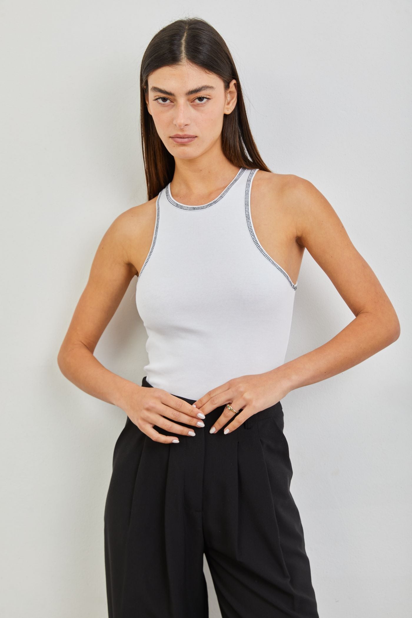 גופיית רייסר תיפור בולט - ITAY BRANDS