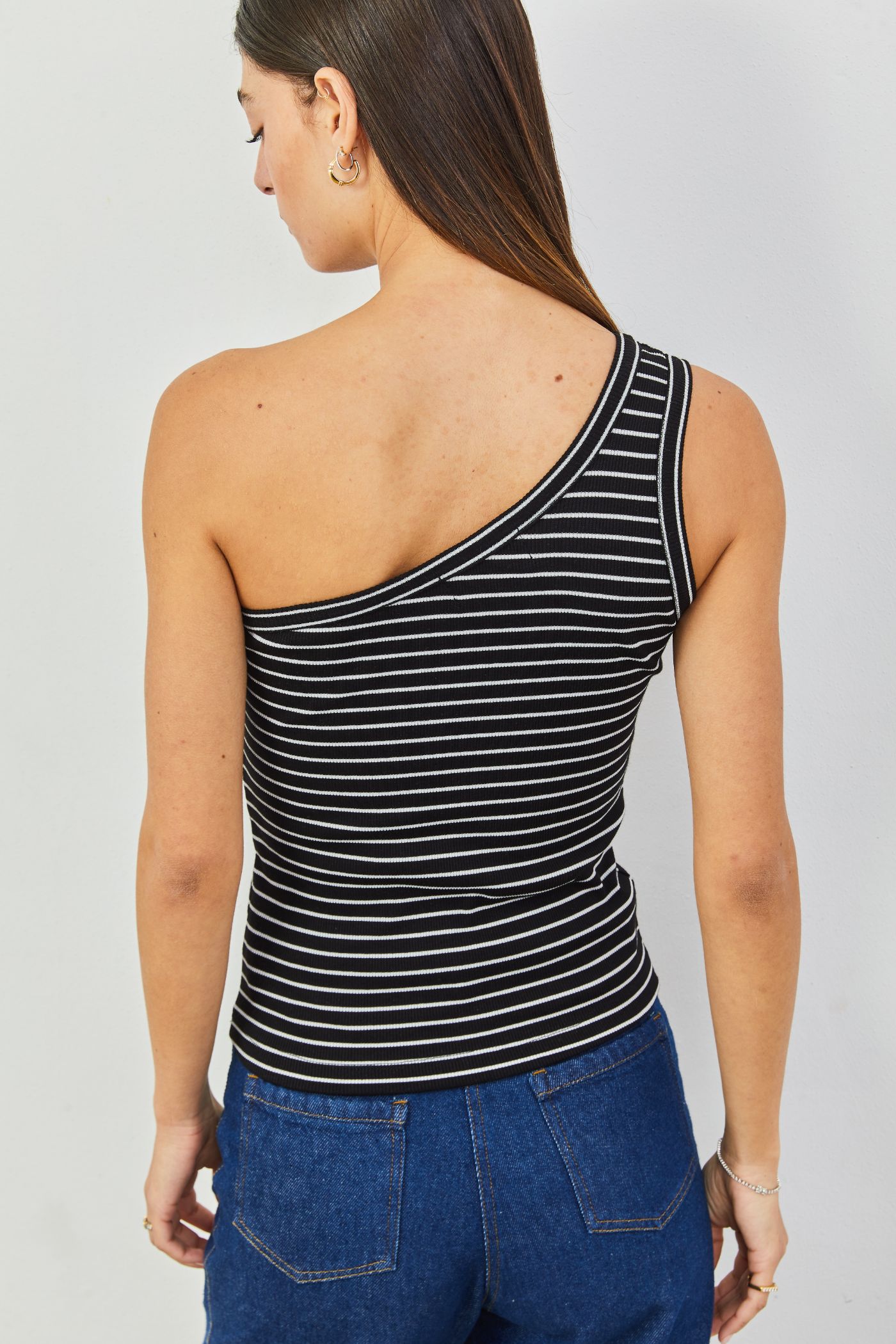 גופיית פסים וואן שולדר - ITAY BRANDS