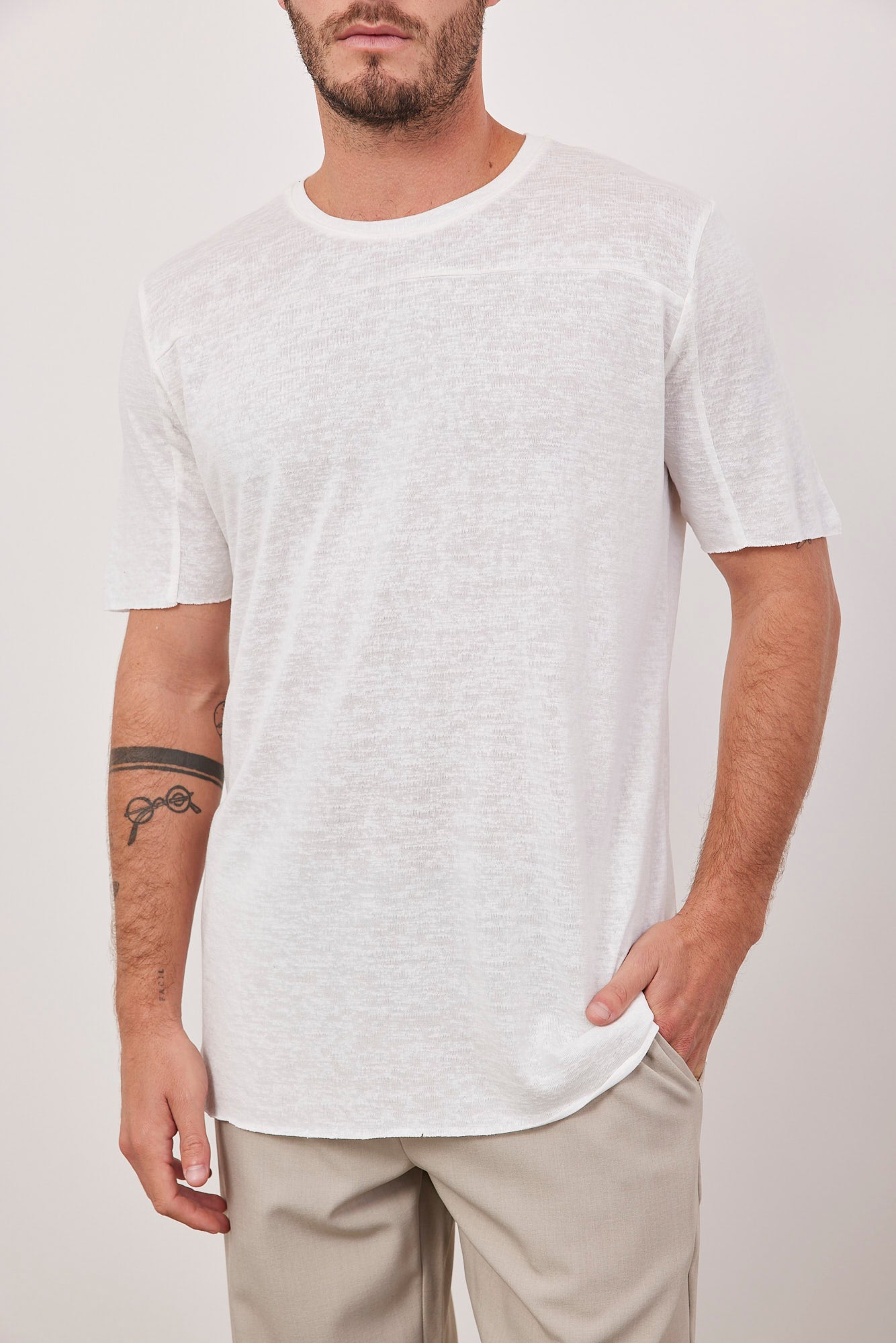 טי-שרט עם תיפור בולט - ITAY BRANDS