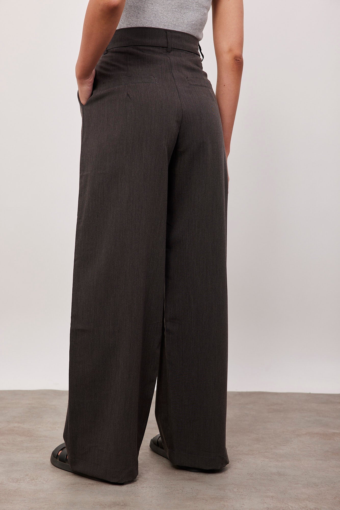 מכנסיים מחויטים מתרחבים - ITAY BRANDS