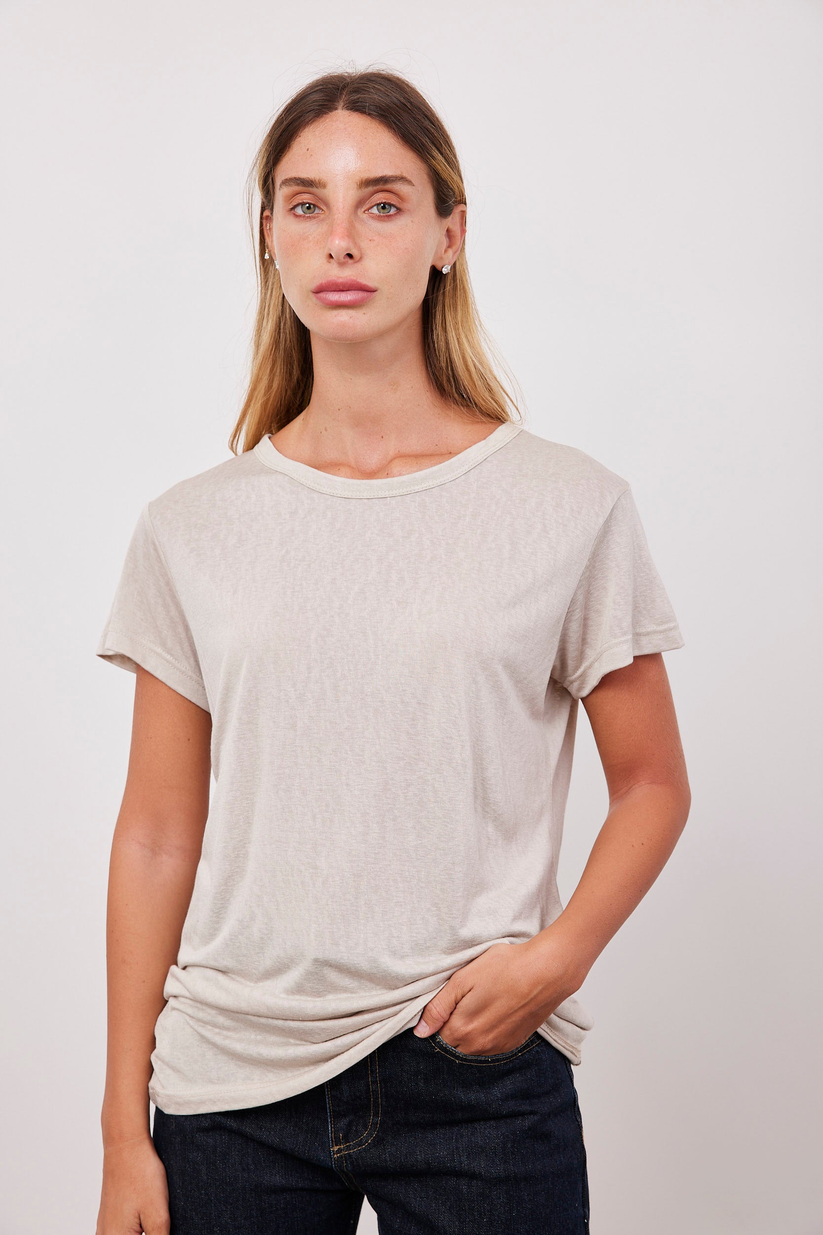 טי-שרט ניקי מבד שקפקף