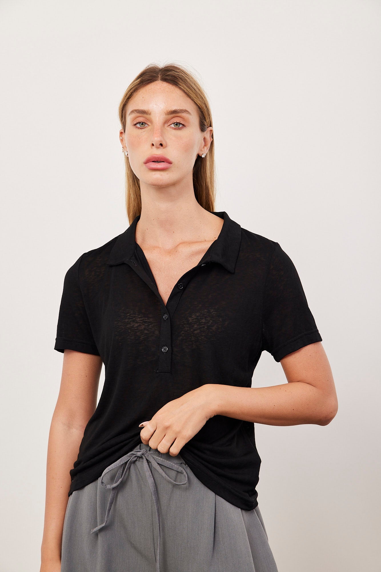 טי-שרט מבד רך בשילוב צווארון וכפתורים - ITAY BRANDS