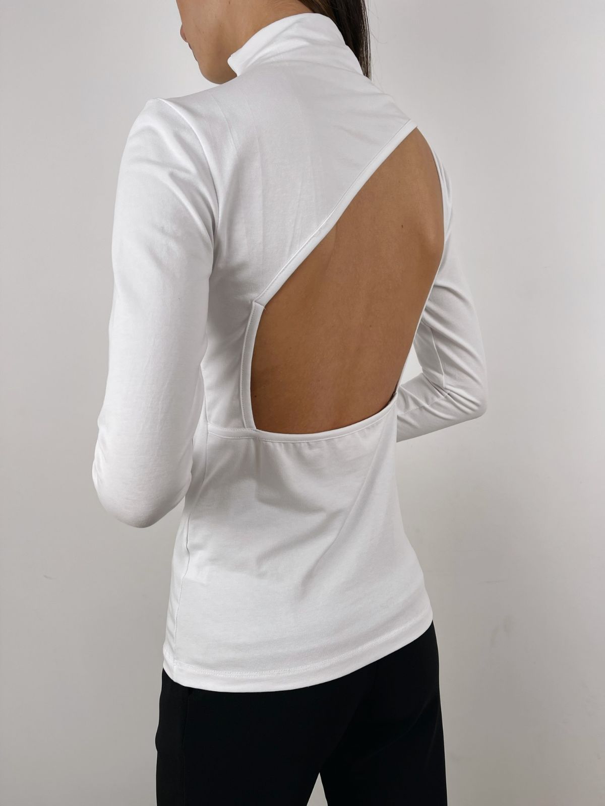 חולצת גולף גב חשוף - ITAY BRANDS