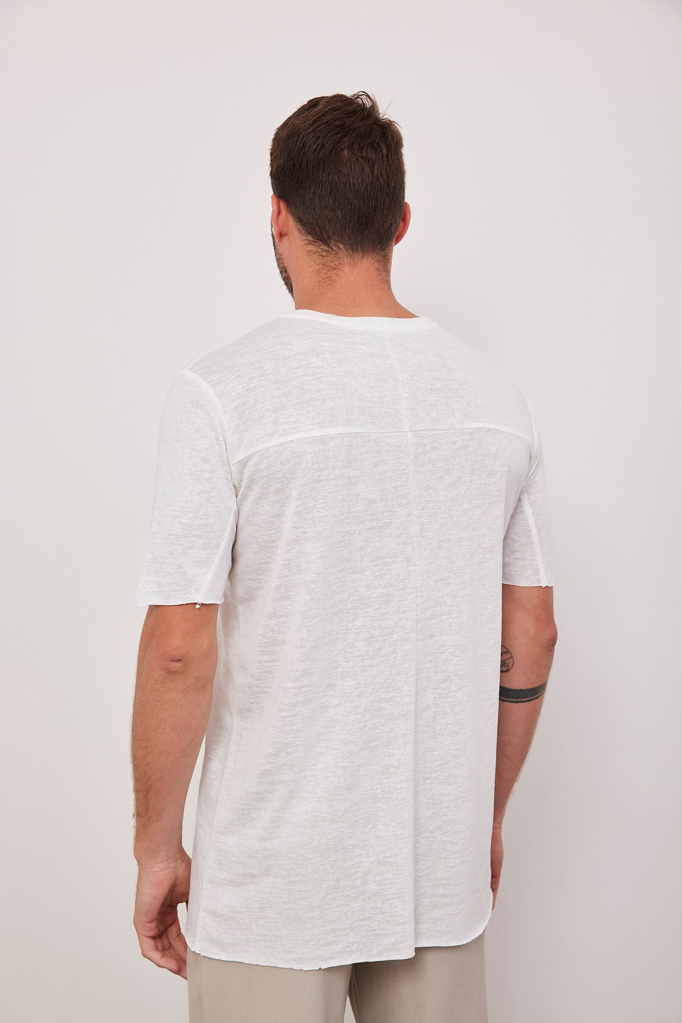 טי-שרט עם תיפור בולט - ITAY BRANDS