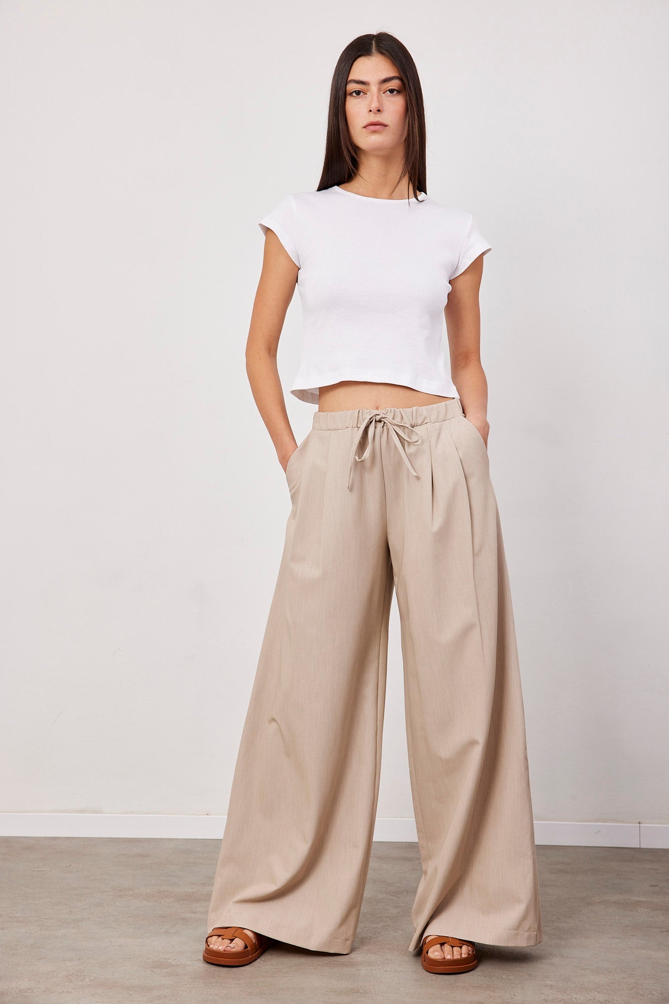 מכנסיים רחבים עם קשירה - ITAY BRANDS