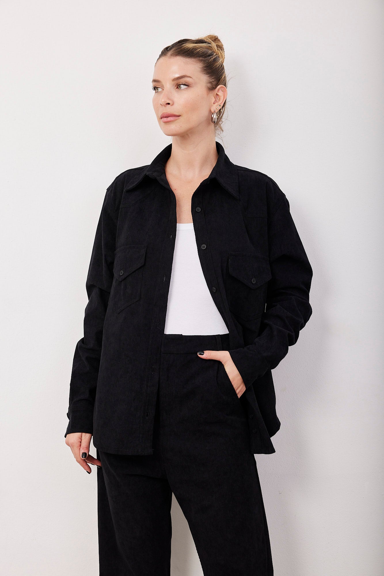 חולצת קורדרוי מכופתרת - ITAY BRANDS