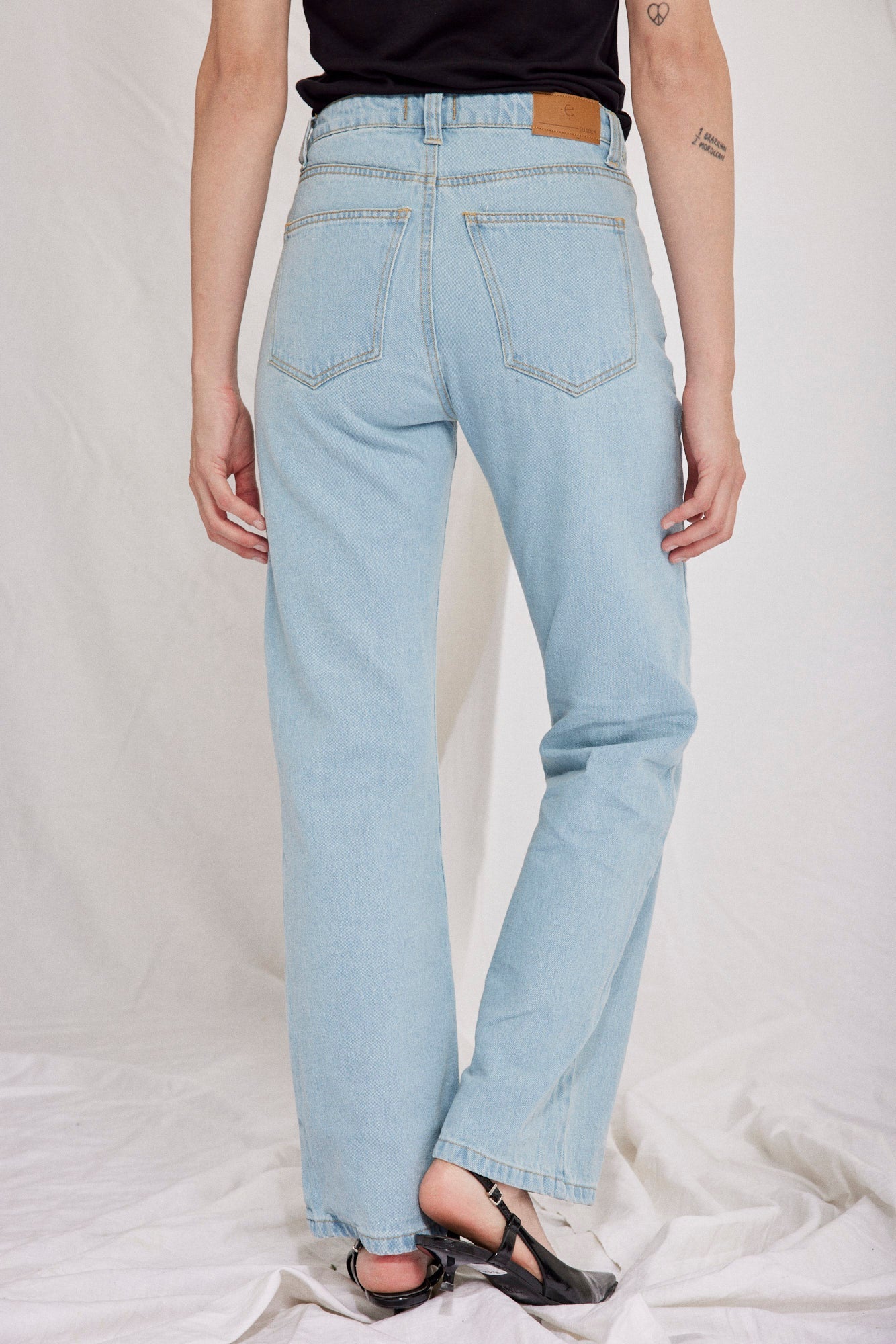 ג׳ינס ארוך בגזרה נמוכה - ITAY BRANDS