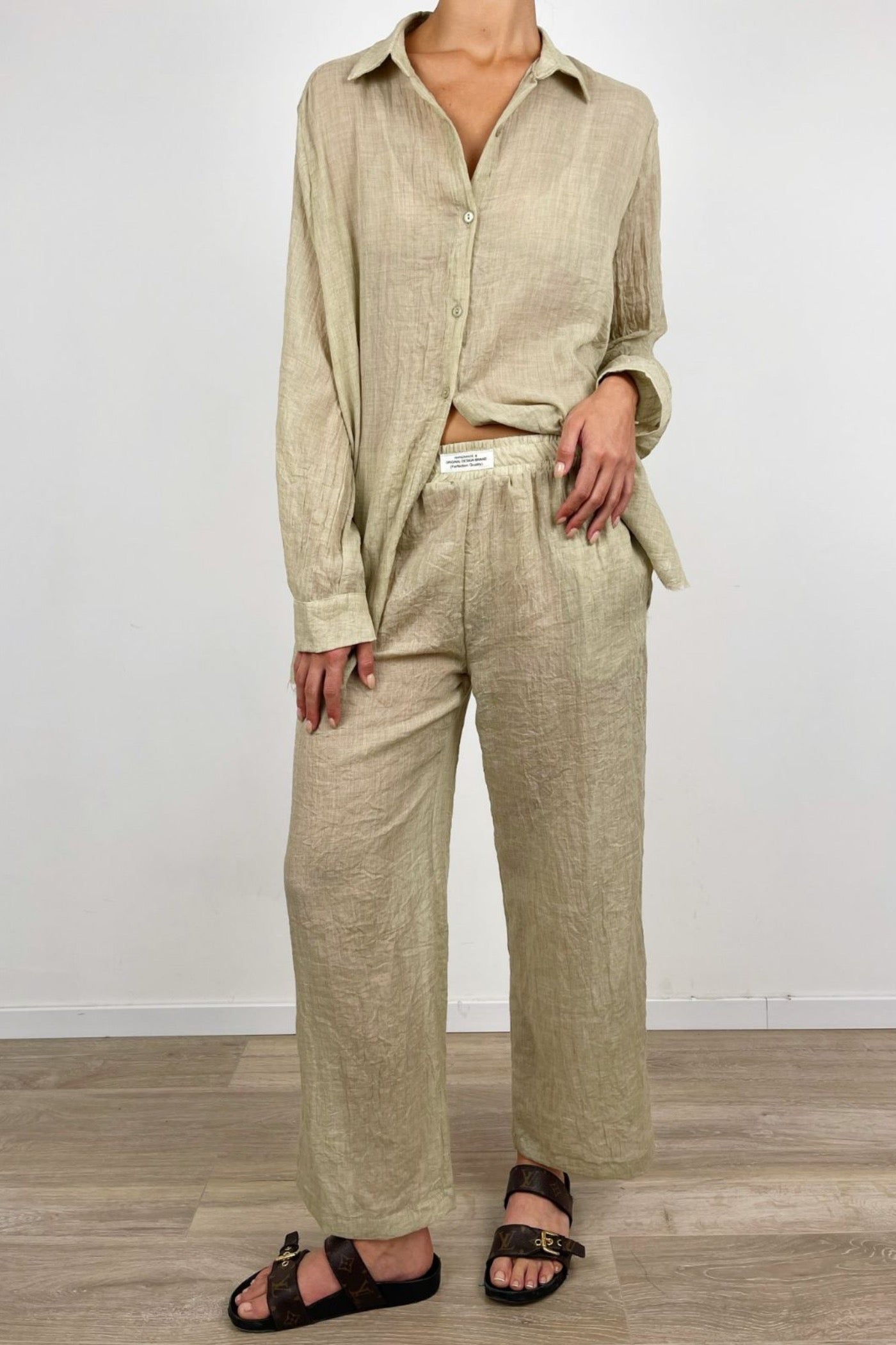 חליפת ריזורט שקפקפה עם פאץ' - ITAY BRANDS