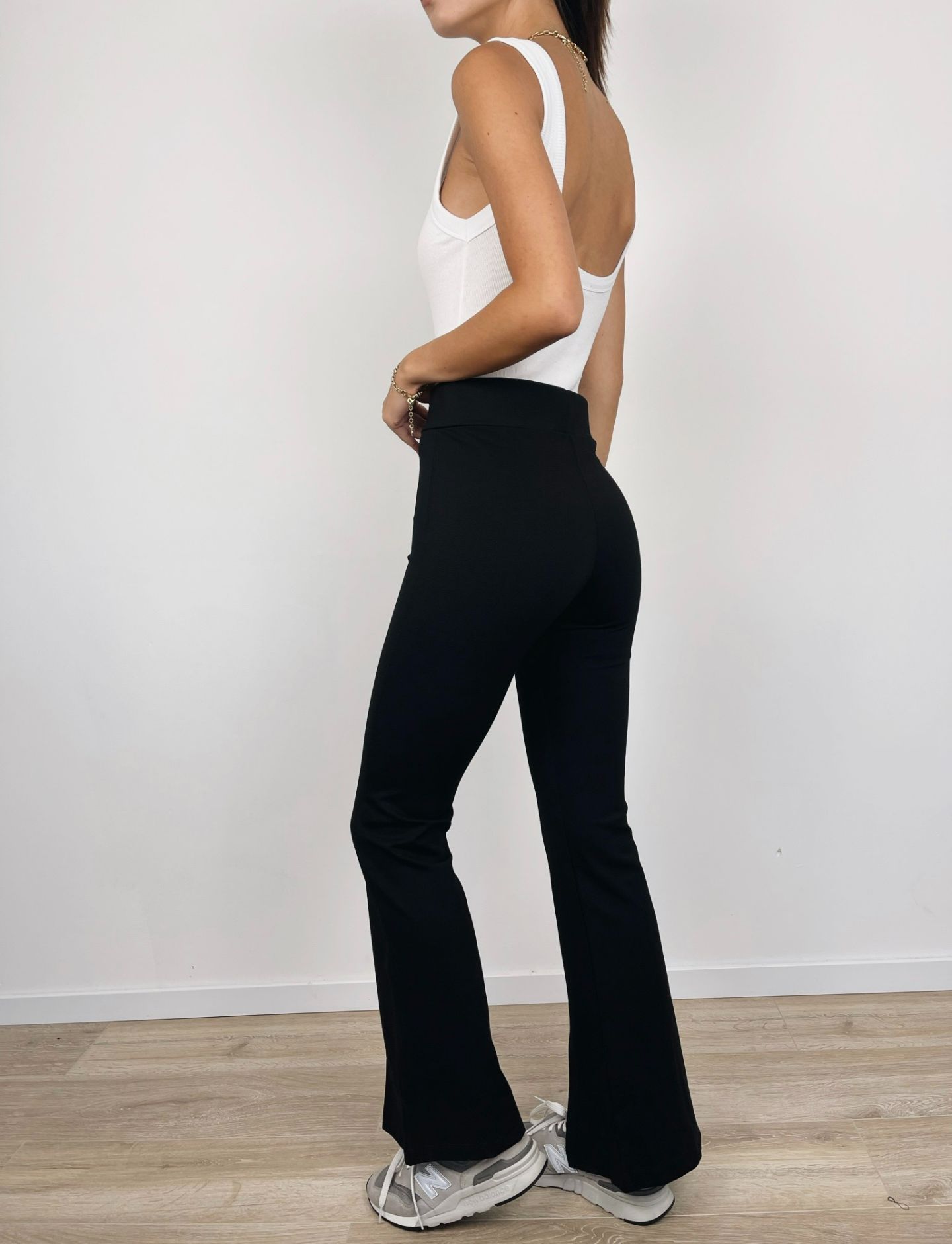 מכנסי טייץ שסעים קדמיים - ITAY BRANDS